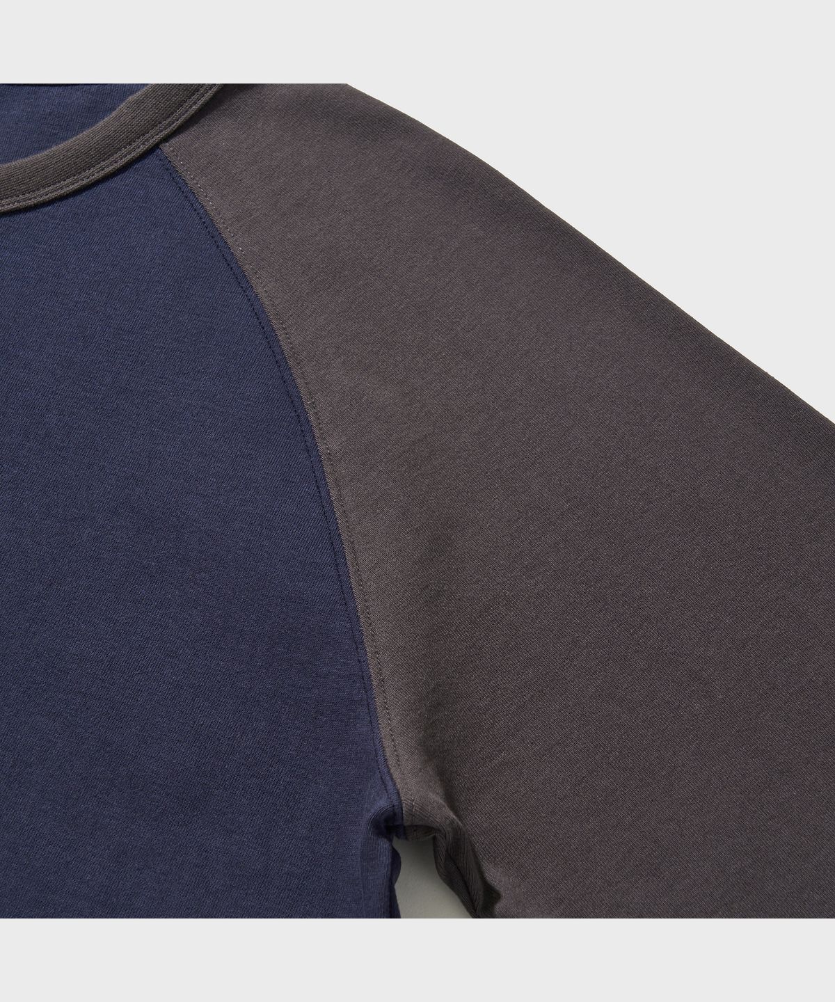 비디알(VDR) CROPPED RAGLAN TEE [Vintage Navy]