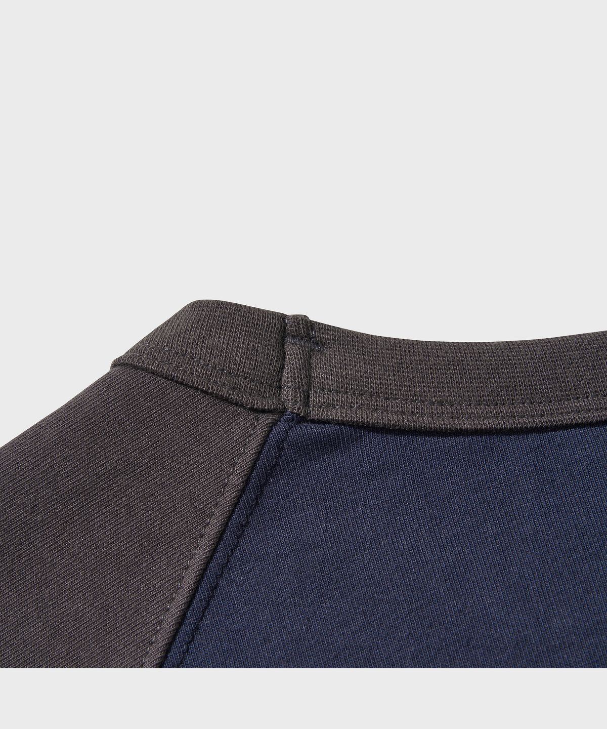 비디알(VDR) CROPPED RAGLAN TEE [Vintage Navy]