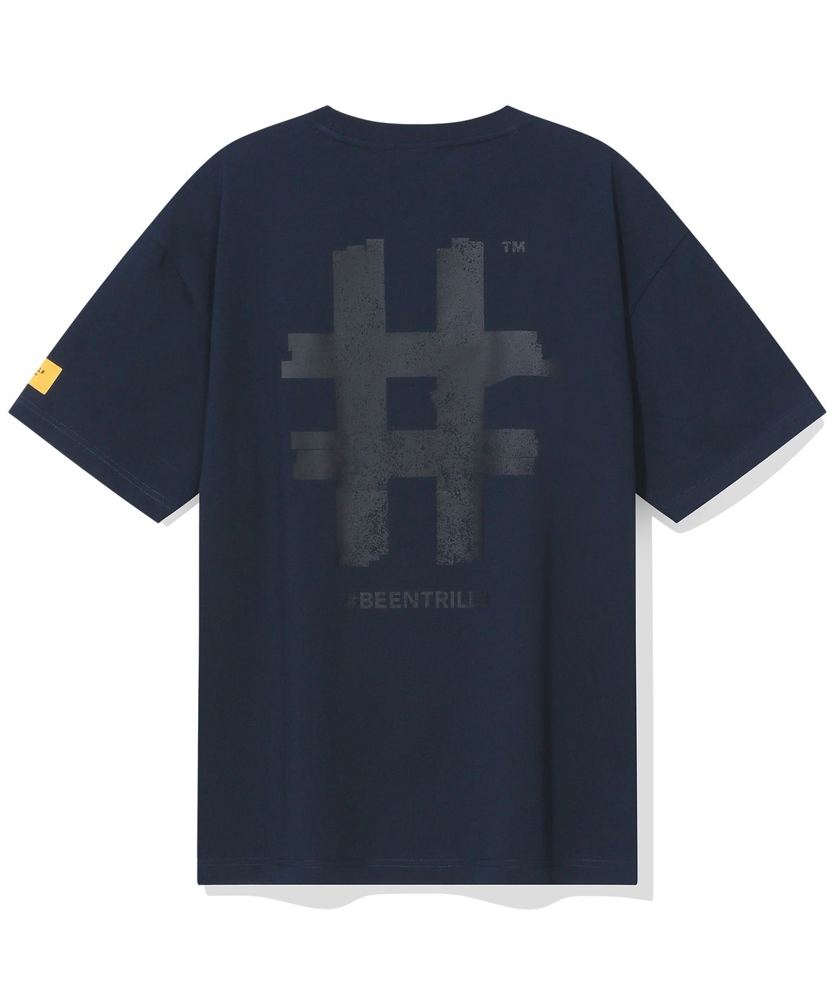 빈트릴(BEENTRILL) 스탬프 해시태그 오버핏 반팔티(차콜)