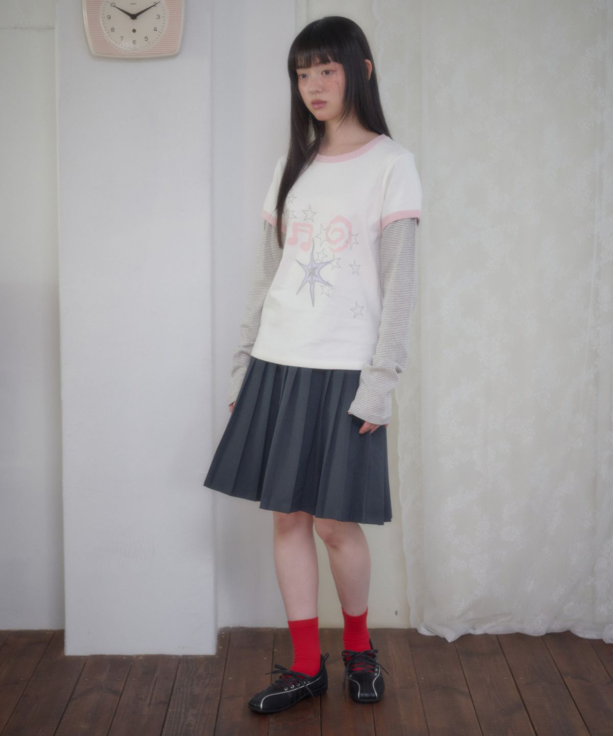 엠블러(AMBLER) Music Star 자수 레이어드 롱슬리브 AJS304 (아이보리)