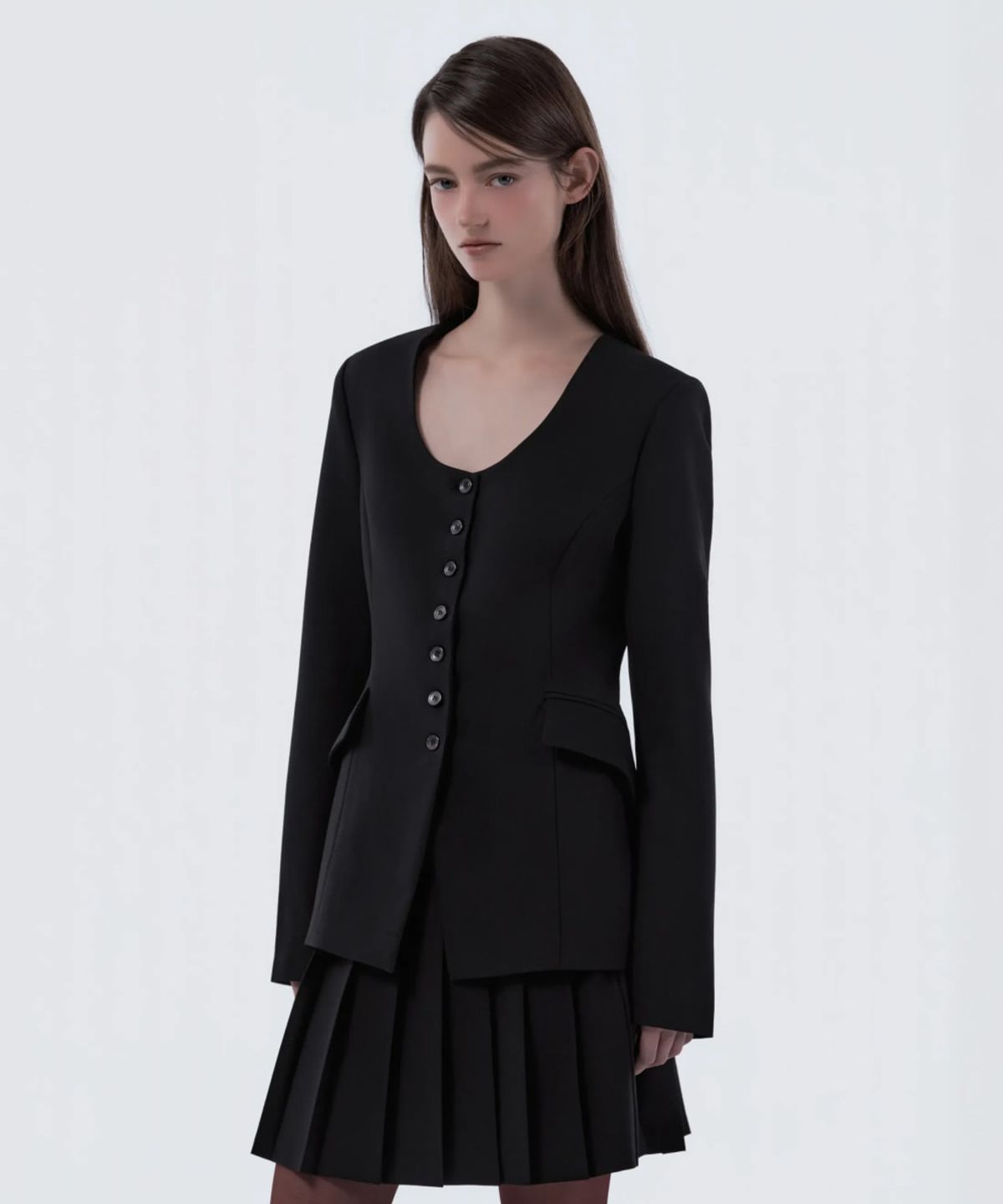 마우솔레움(MAU SOLEUM) Emma Round Neck Jacket - Black