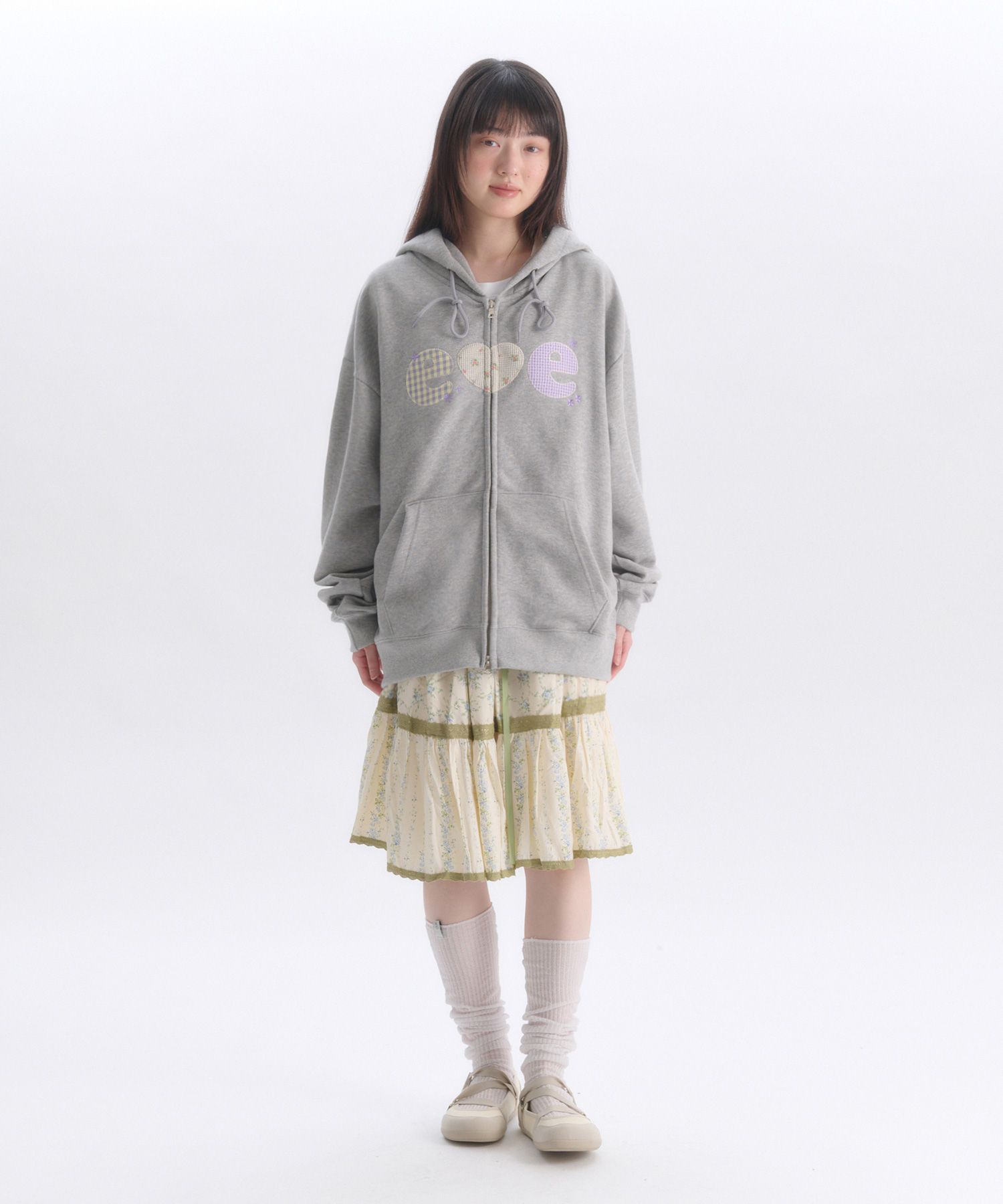 MUSINSA公式 | AMBLER チェックフラワー刺繍ジップアップフード