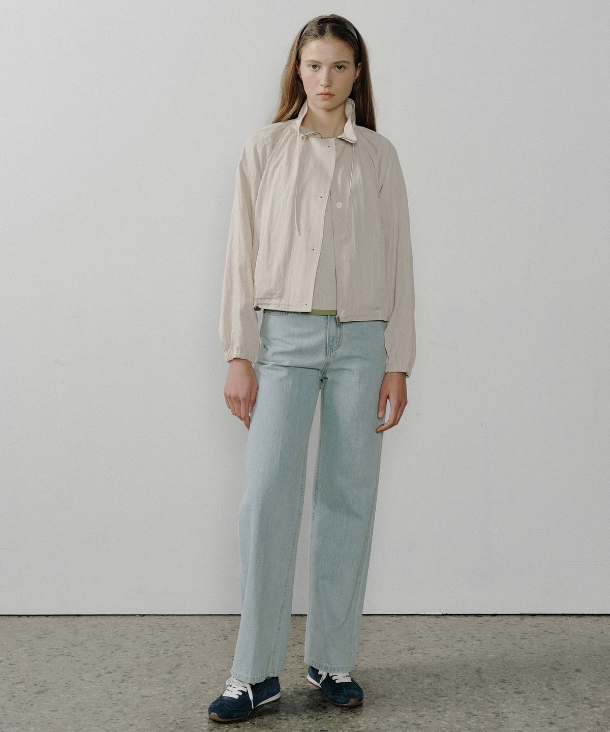 오떼뜨(OCTETTE) ANNE SHIRRING BLOUSON_BEIGE