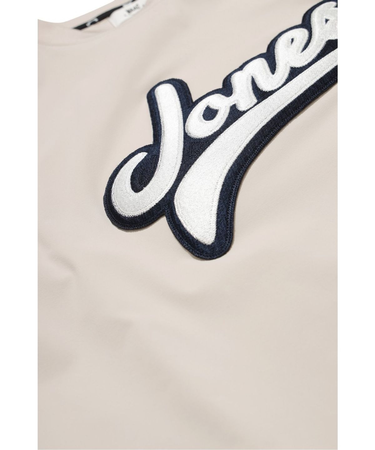왁(WAAC) JONES Men’s Curved Logo Pullover WMUAS26171BEX