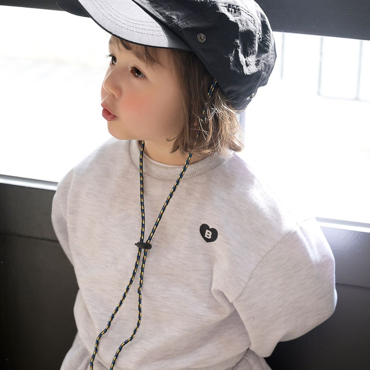 붐붐키즈(BOOMBOOMKIDS) SS26A14 미니멀츄리닝셋업