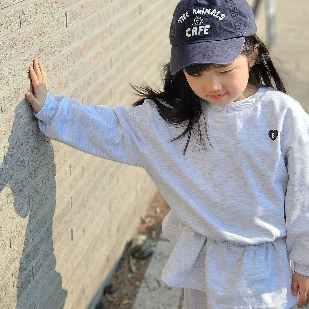 붐붐키즈(BOOMBOOMKIDS) SS26A14 미니멀츄리닝셋업