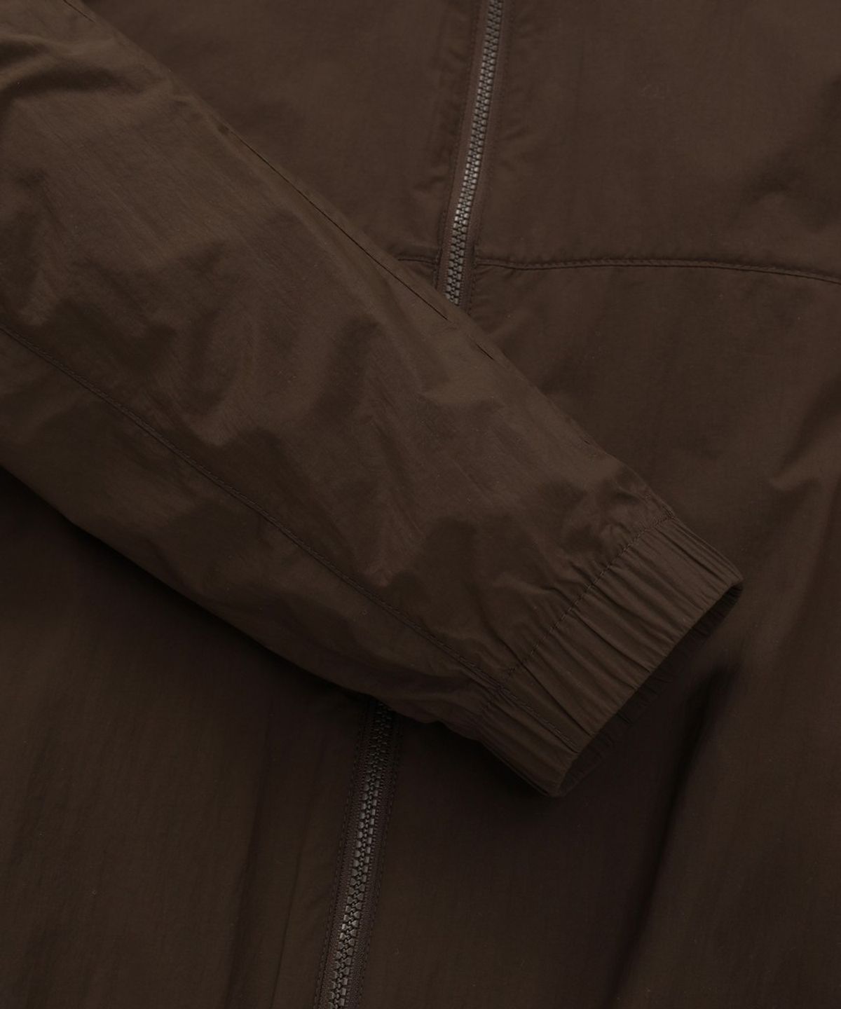 디스커버리 익스페디션(DISCOVERY EXPEDITION) 남성 프레시벤트 윌버 카라형 블루종 자켓 (Brown)