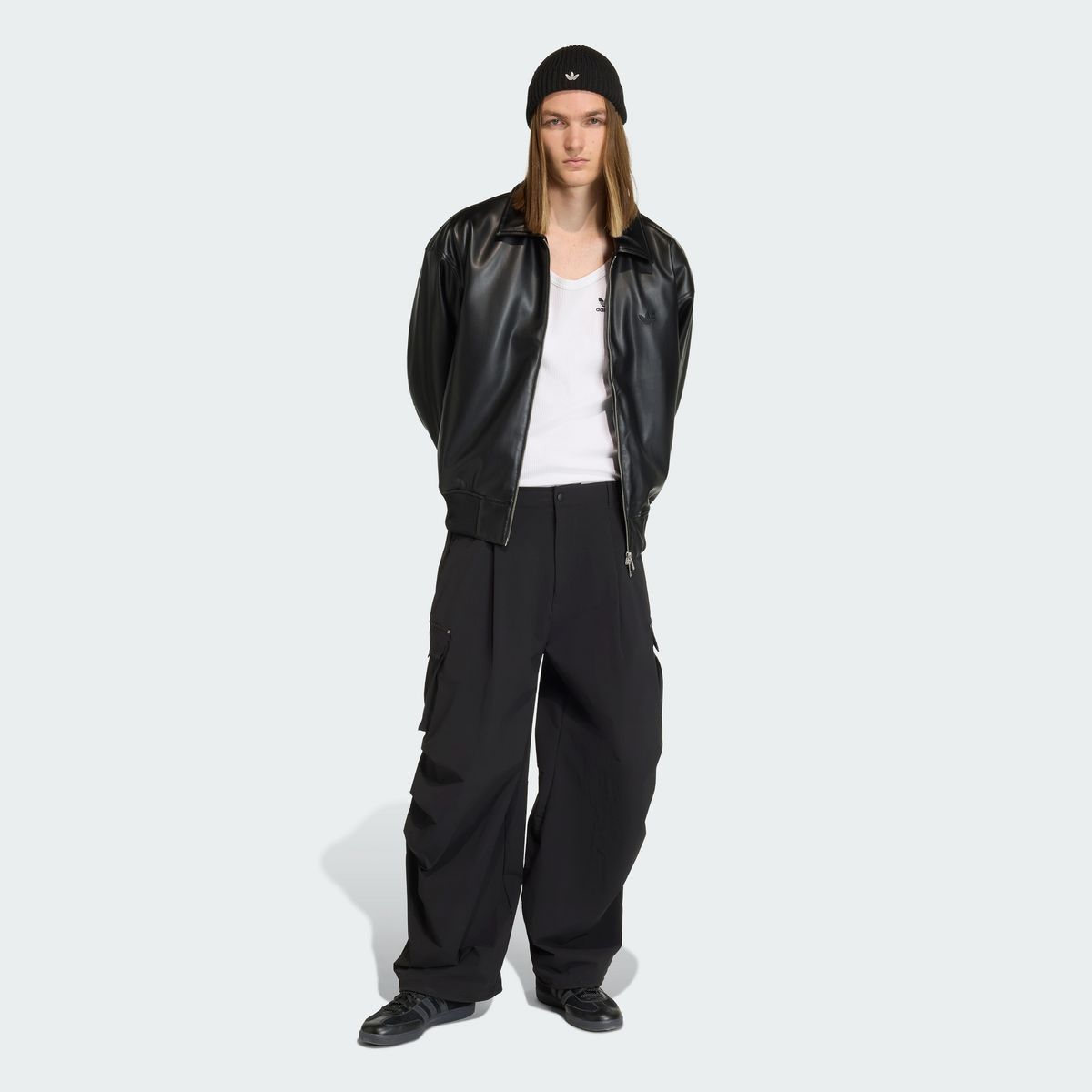 아디다스(ADIDAS) 프리미엄 에센셜 유틸리티 카고 팬츠 KD2780
