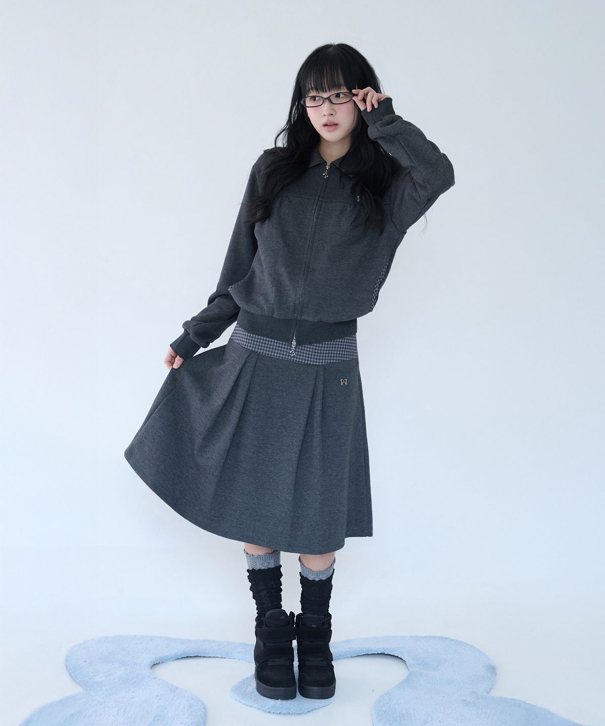 미레코(MIRECO) MINI CHECK SWEAT SK CHARCOAL