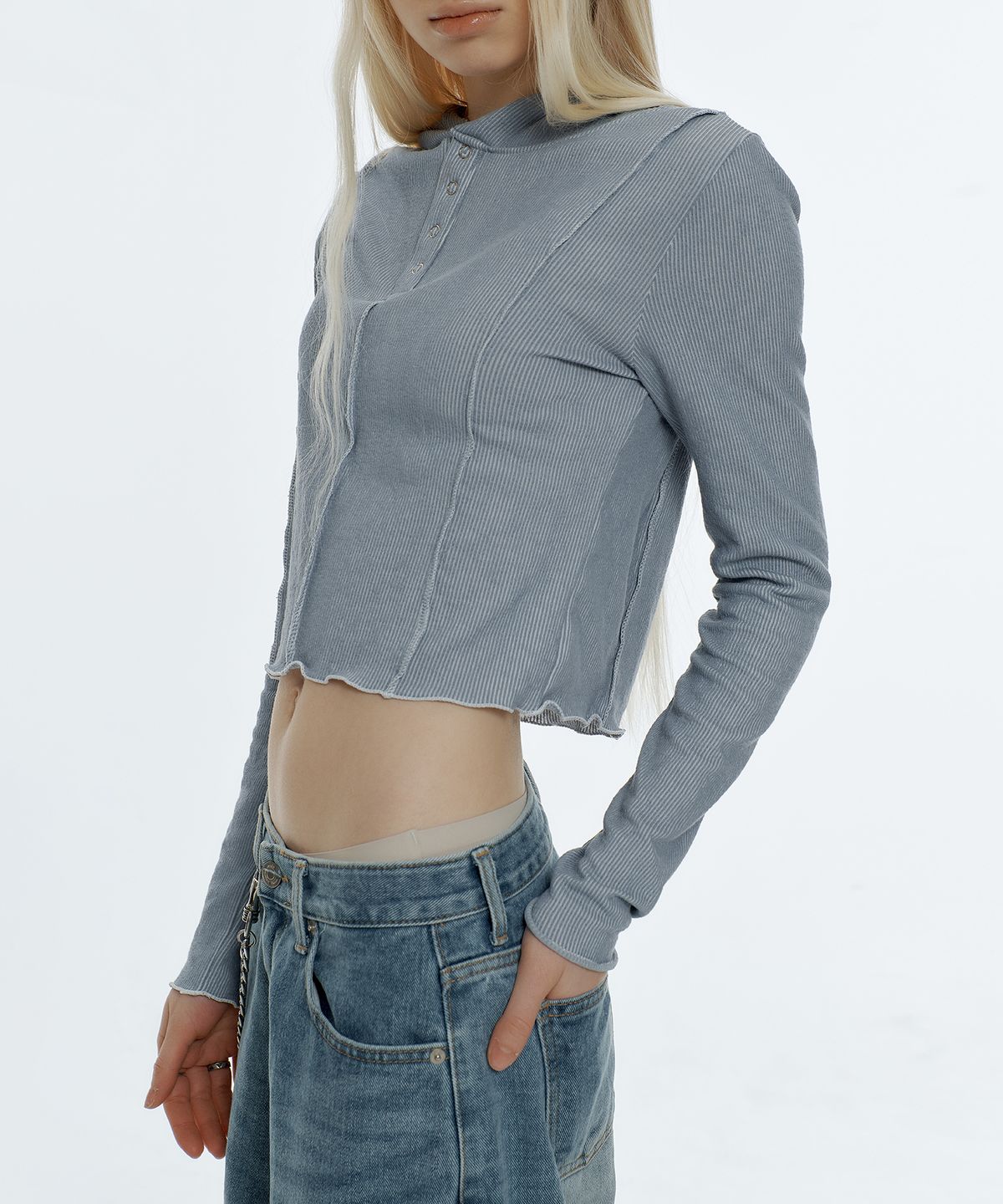 꾸아페(QUAFE) STITCH CROPPED HOODIE T-SHIRT
