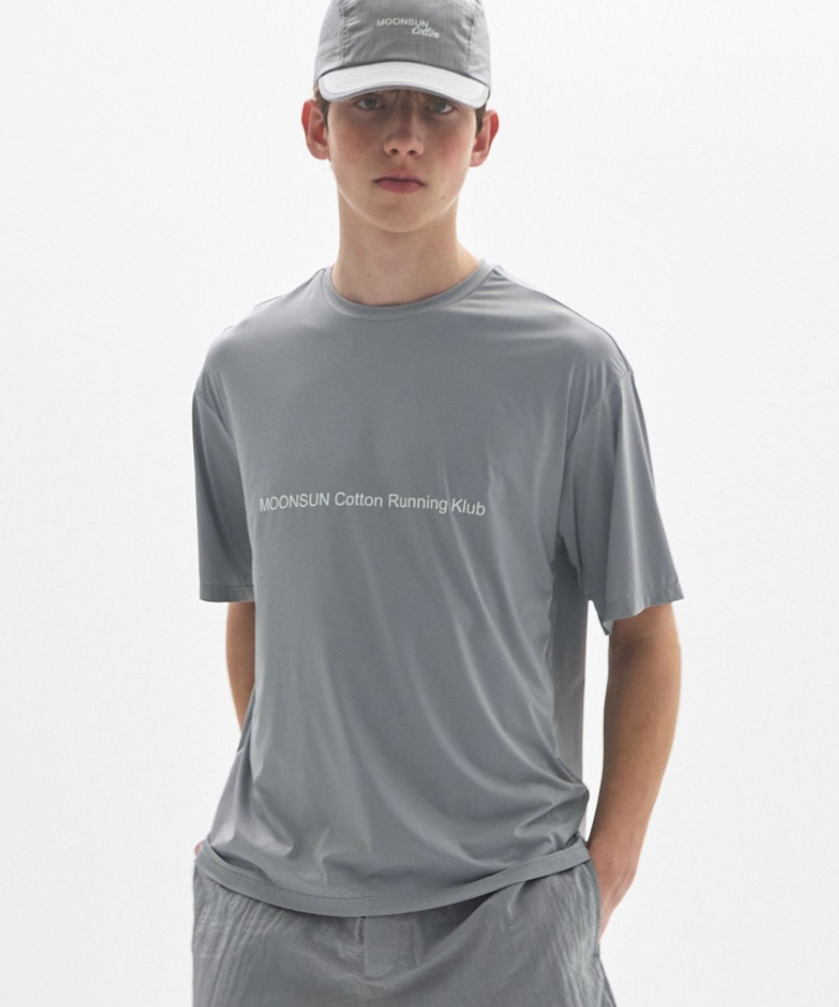 문선 아카이브(MOONSUN ARCHIVE) M.C UNISEX, Running Klub T-Shirt / GRAY