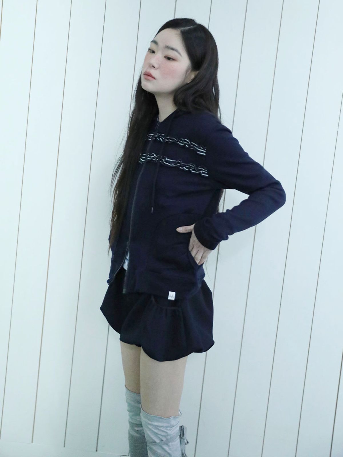 어글리쉐도우(UGLYSHADOW) 블룸 숏 팬츠(네이비)