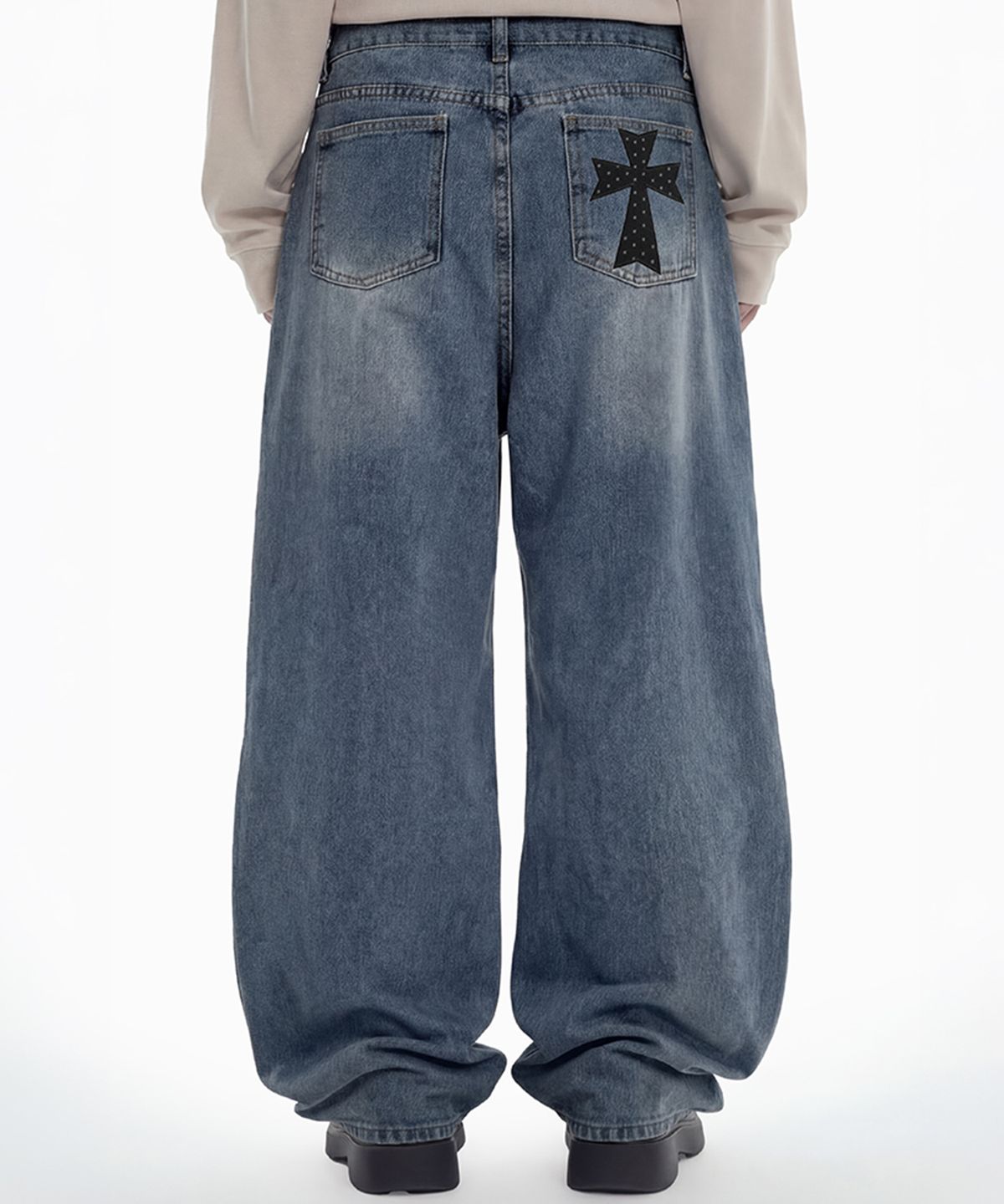 그레이버(GRAVER) [UNISEX][UNISEX]DOT CROSS 자수 와이드커브드진_DARK BLUE