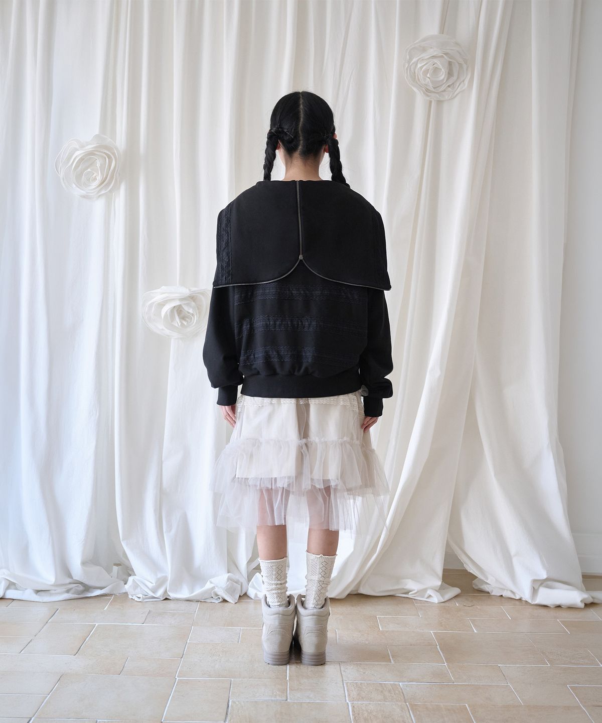 미레코(MIRECO) LACED TWOFOLD HOOD ZIP-UP BLACK