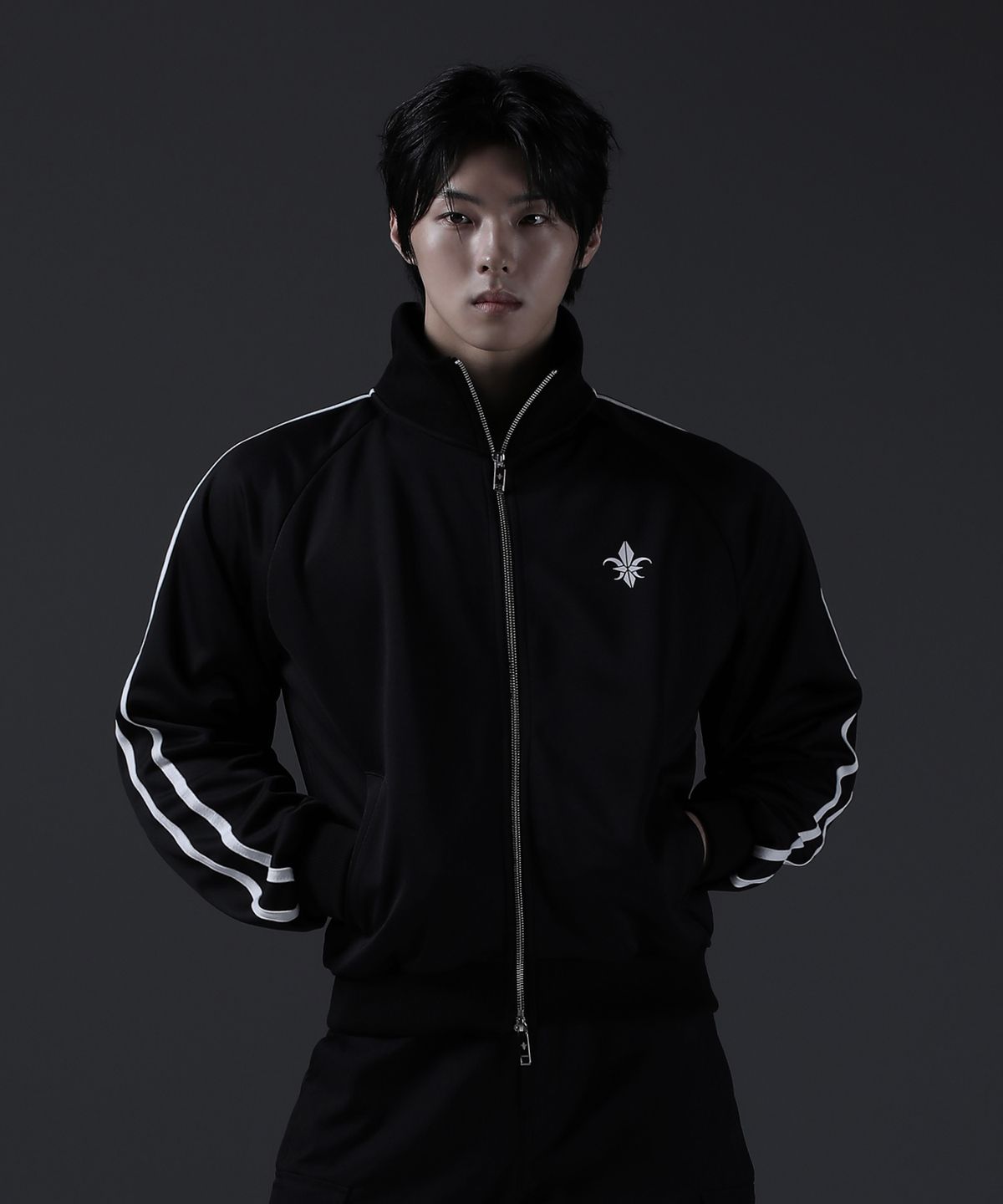 카미드(CARMID) 노블 레터링 져지 라인 트랙탑