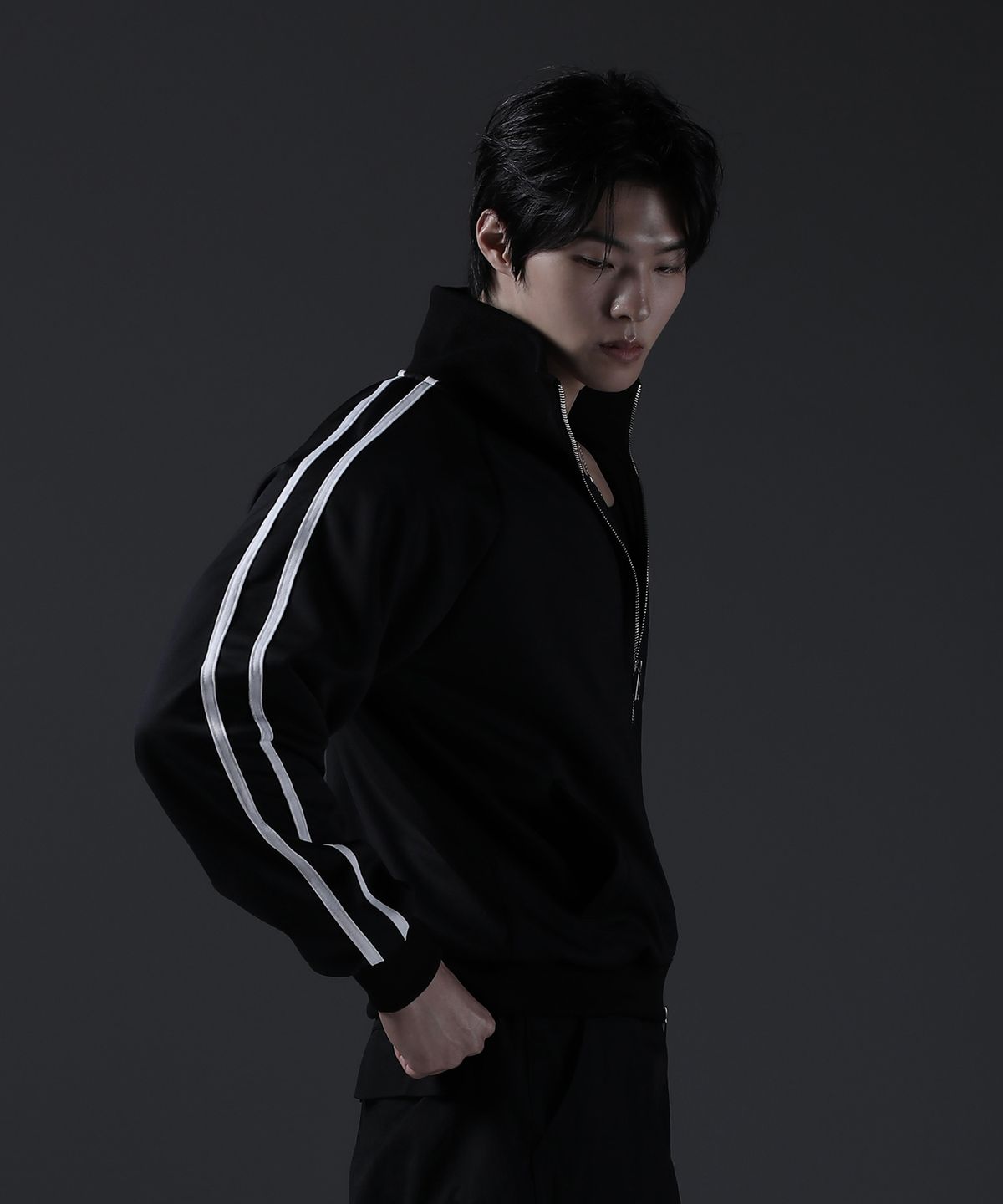 카미드(CARMID) 노블 레터링 져지 라인 트랙탑