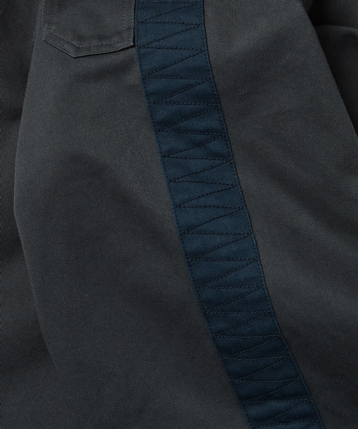 예스아이씨(YESEYESEE) Side Stripe Work Pants Charcoal