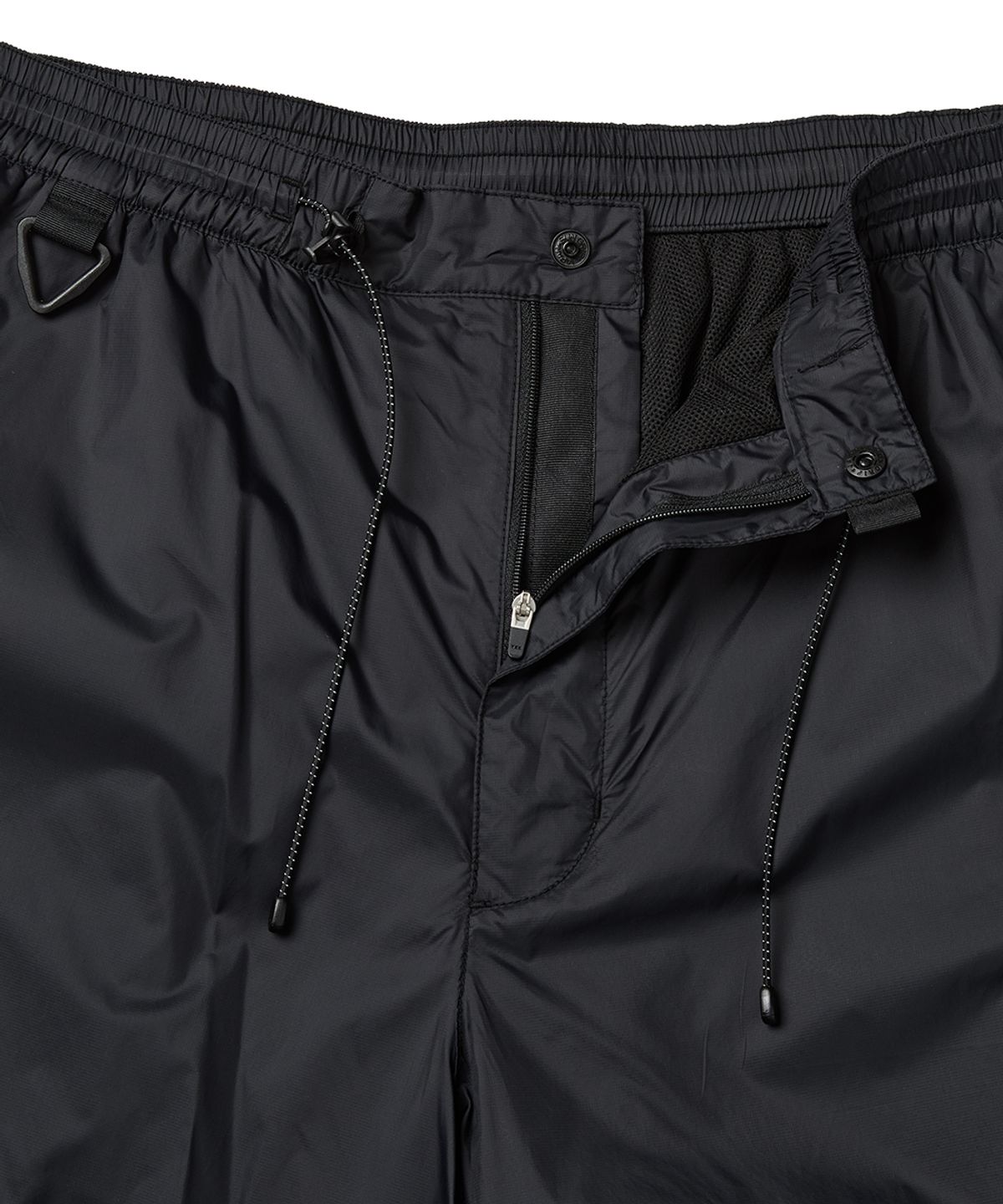 예스아이씨(YESEYESEE) Fond Trek Pants Black