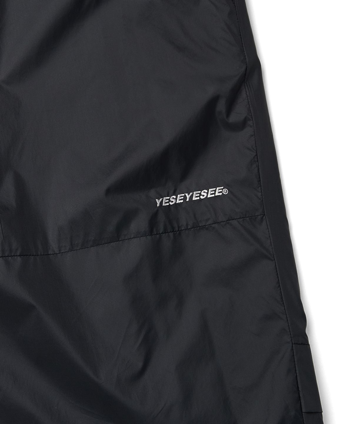 예스아이씨(YESEYESEE) Fond Trek Pants Black