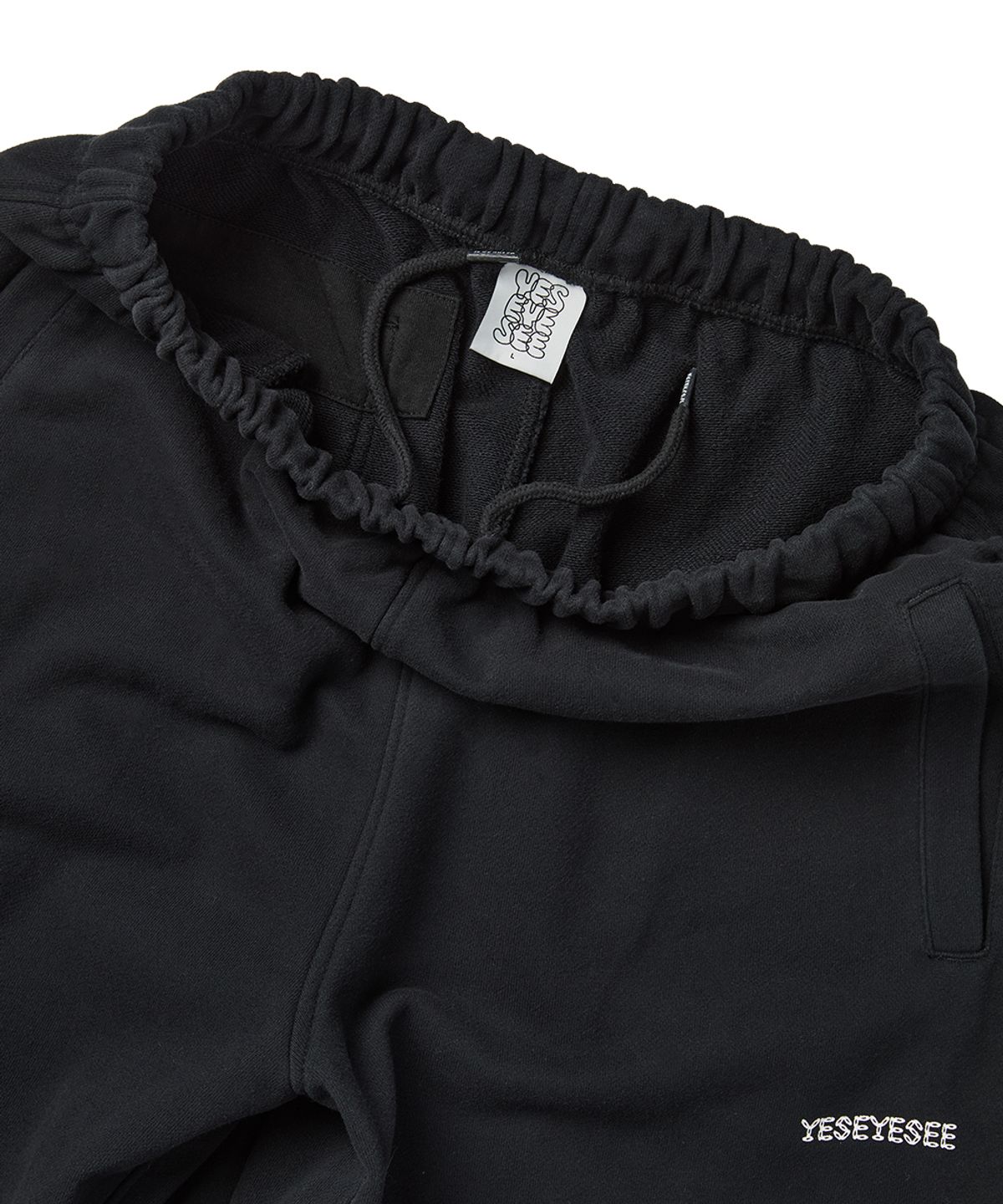 예스아이씨(YESEYESEE) C-Logo Straight Sweatpants Black