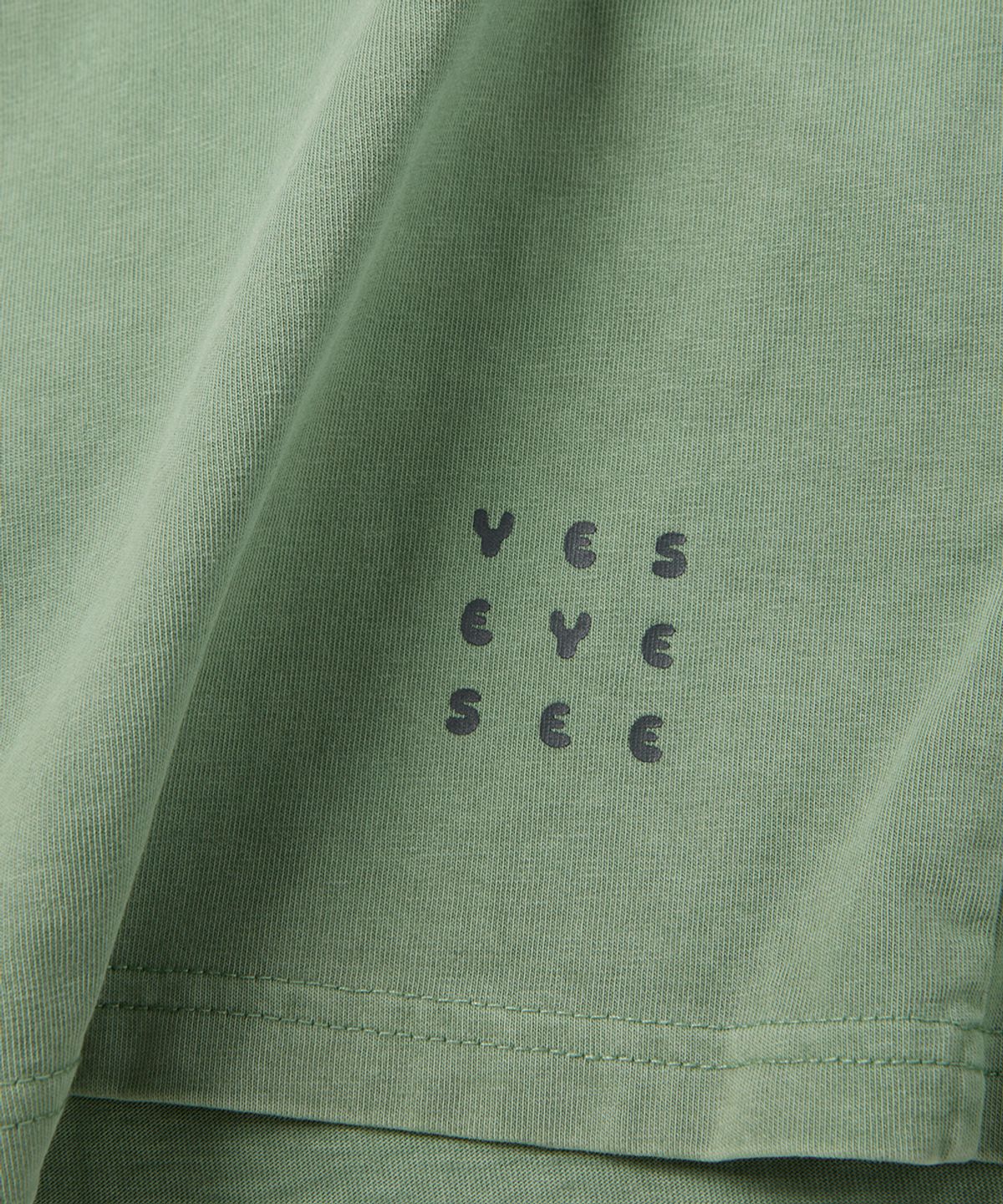 예스아이씨(YESEYESEE) Pigment C-Logo L/S Green