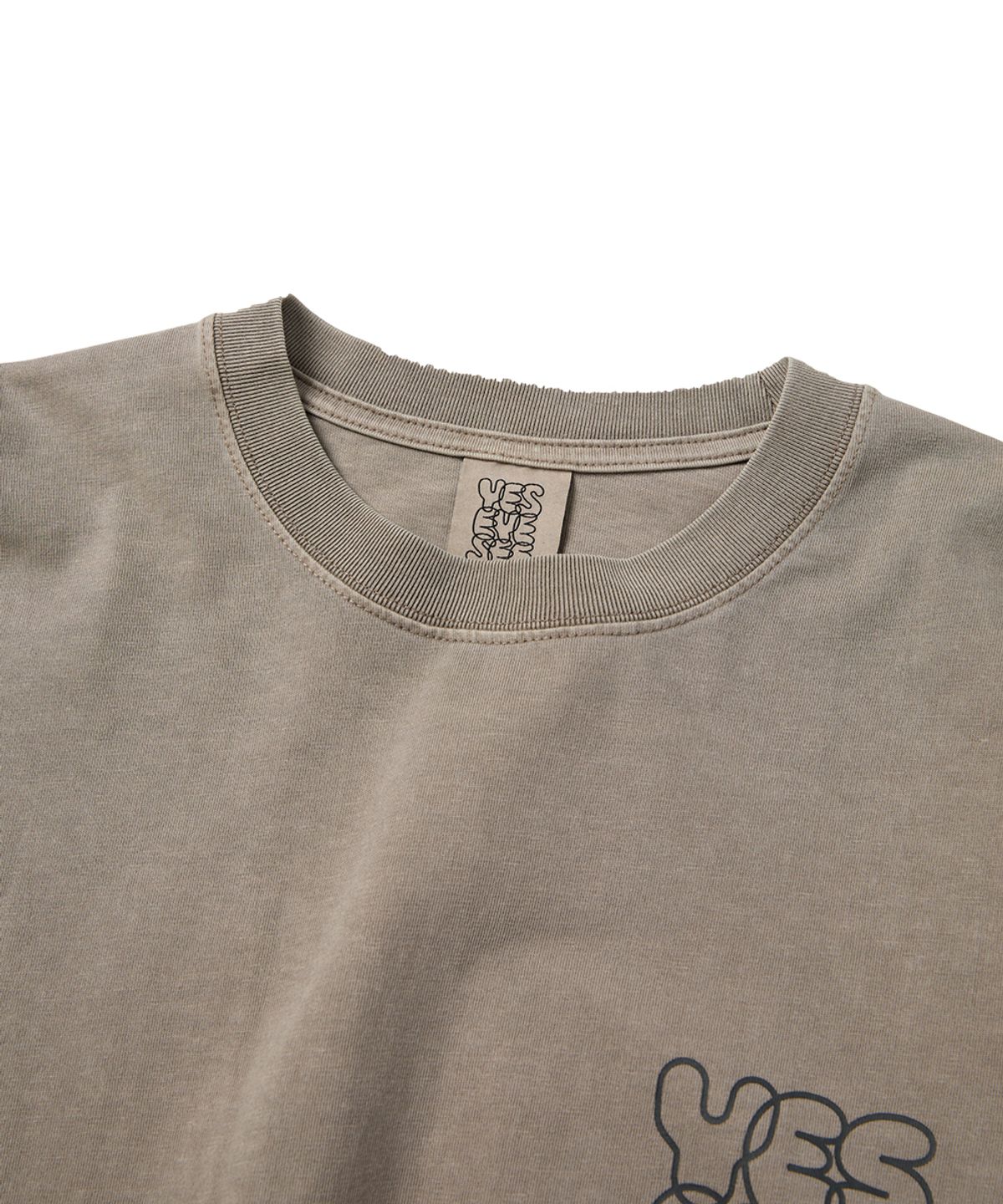 예스아이씨(YESEYESEE) Pigment C-Logo L/S Brown