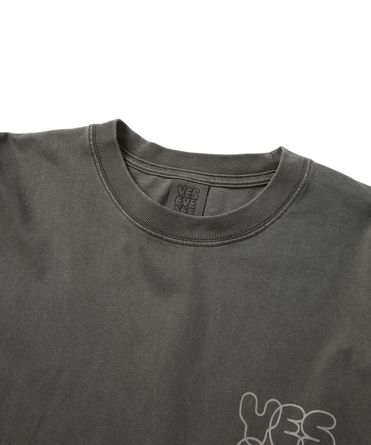 예스아이씨(YESEYESEE) Pigment C-Logo L/S Charcoal