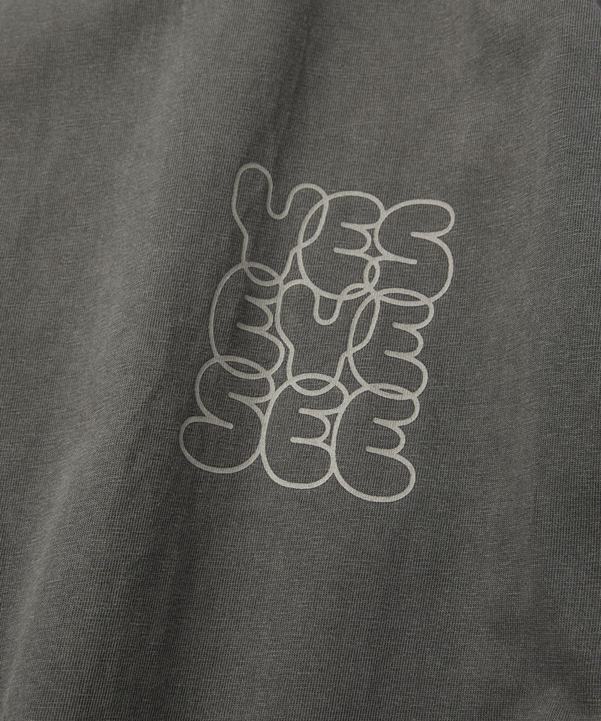 예스아이씨(YESEYESEE) Pigment C-Logo L/S Charcoal