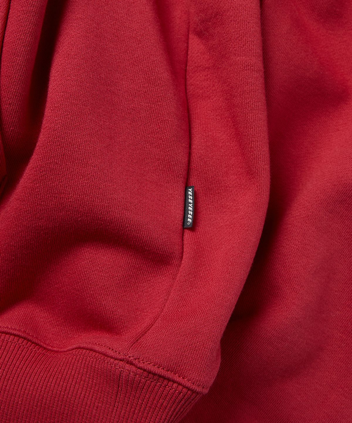 예스아이씨(YESEYESEE) Y.E.S Arch Boy Hoodie Red