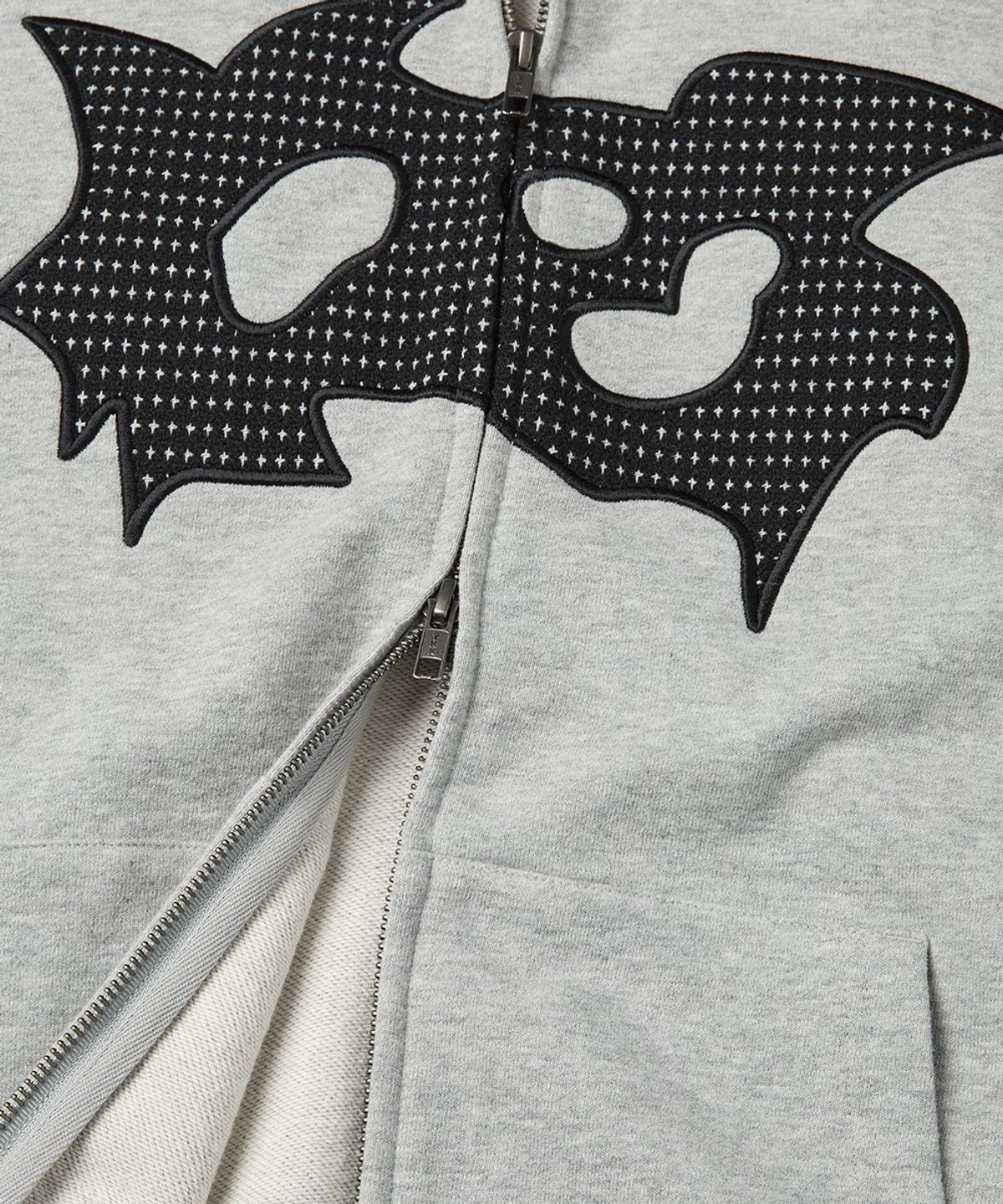 예스아이씨(YESEYESEE) Bullet Holes Zip-up Hoodie Grey