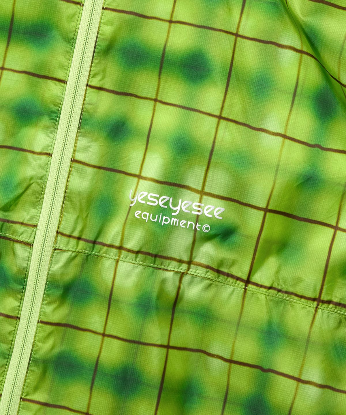 예스아이씨(YESEYESEE) Breeze Windbreaker Green Check