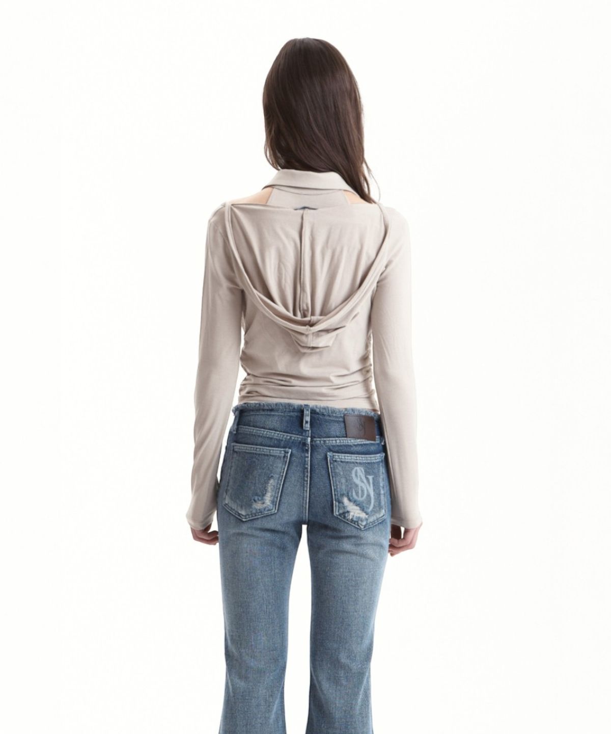 시너진(SYNERJYN) DRAPE LAYERED SET BEIGE