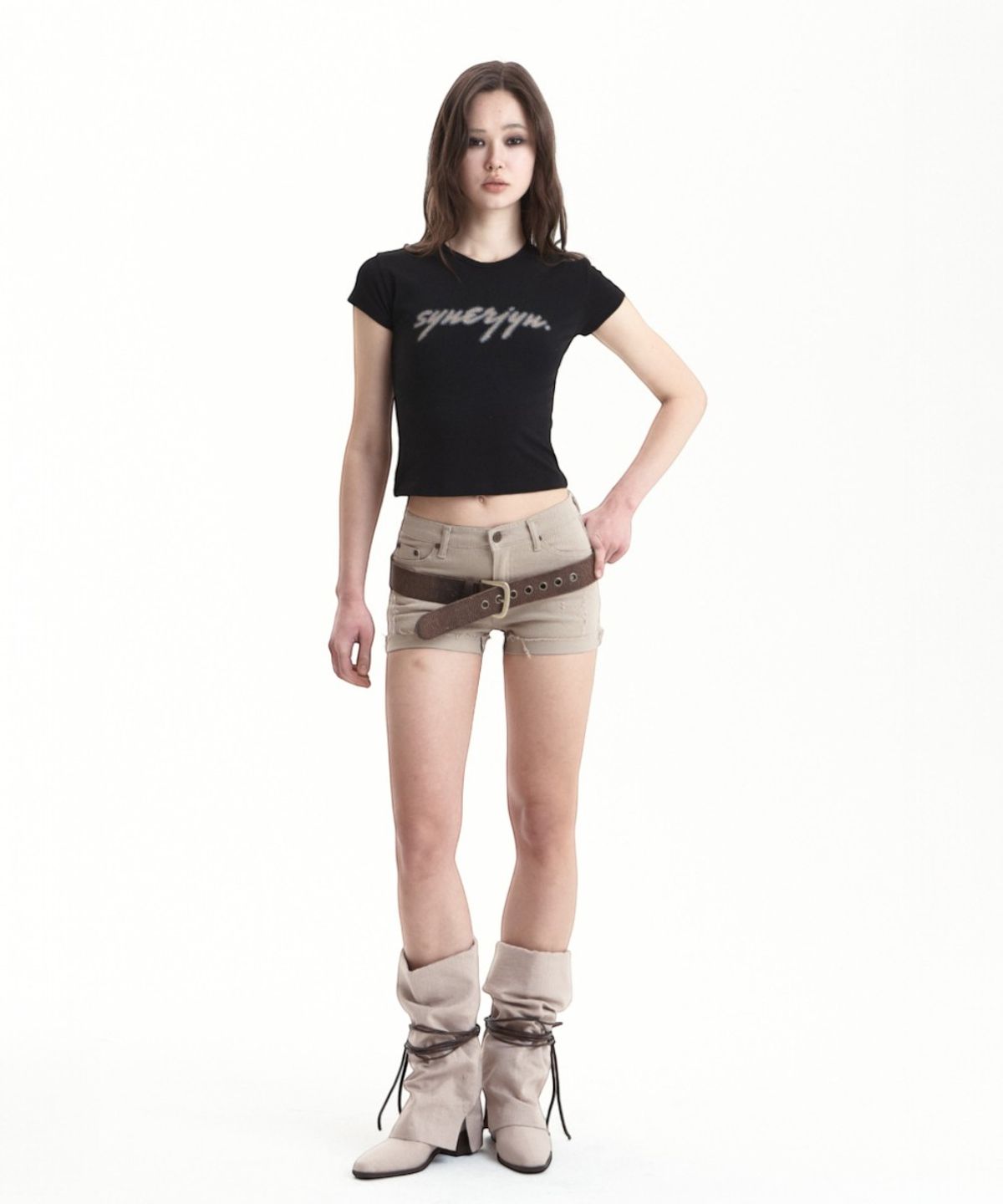 시너진(SYNERJYN) LETTERING SHORT SLEEVE BLACK