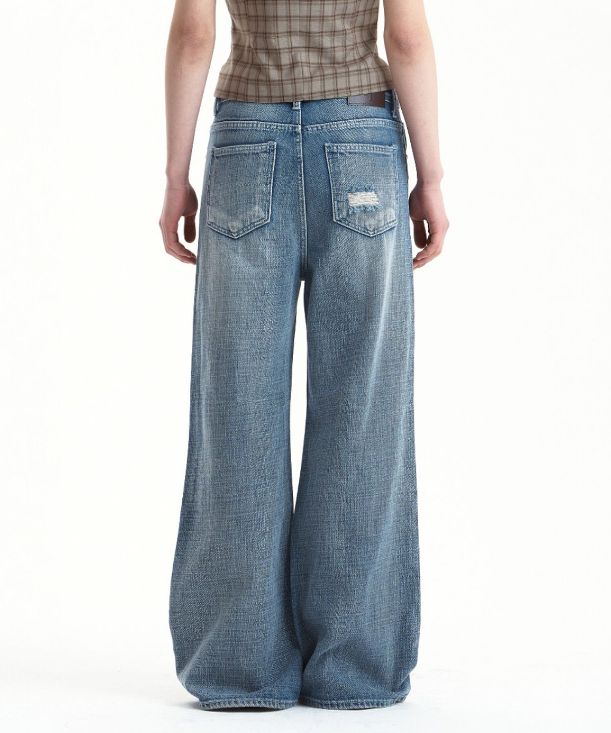 시너진(SYNERJYN) DRAWSTRING DISTRESSED DENIM PANTS VINTAGE BLUE