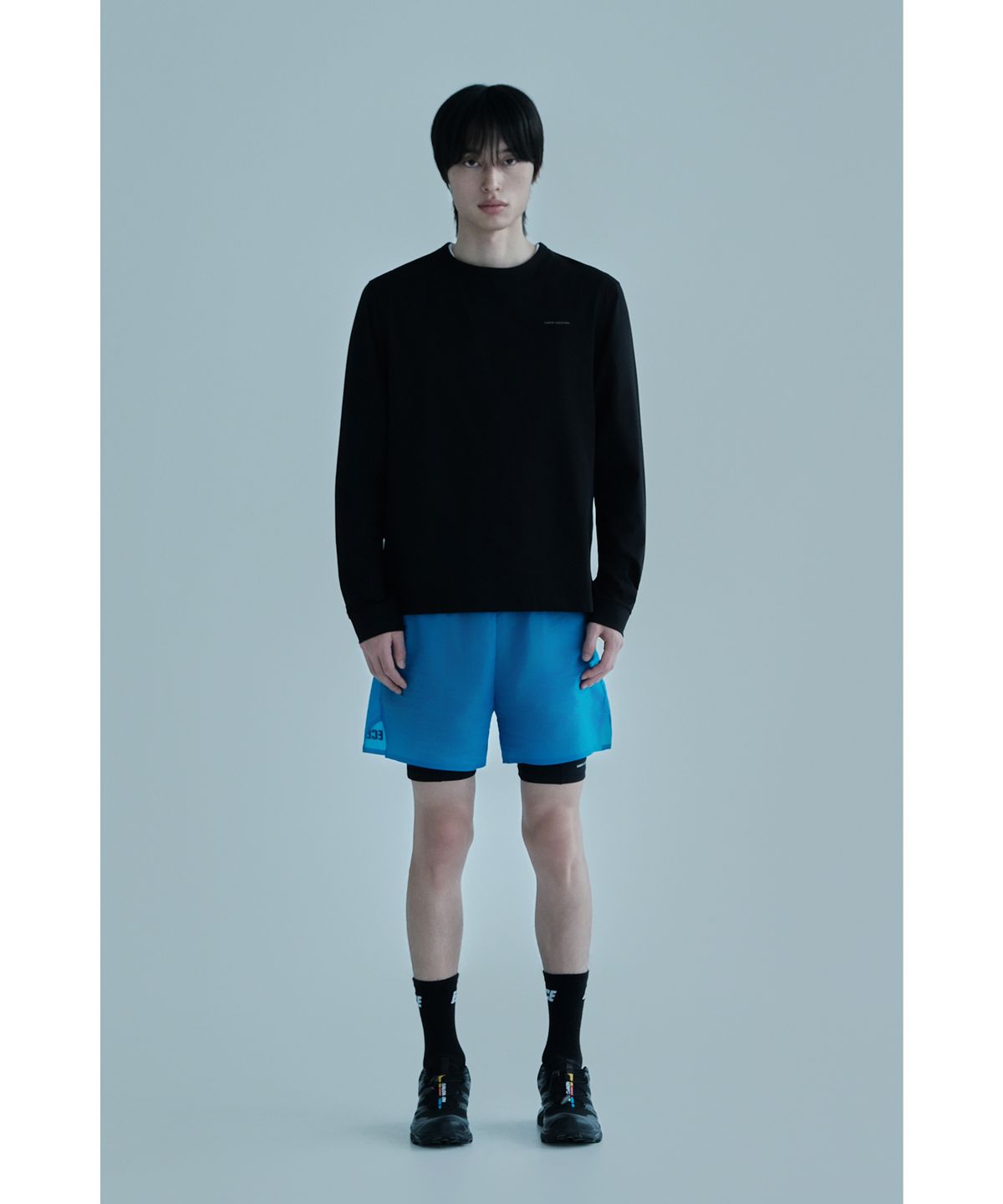 얼스캄에라(EARTH CALM ERA) 소프트 에센셜 롱슬리브_블랙