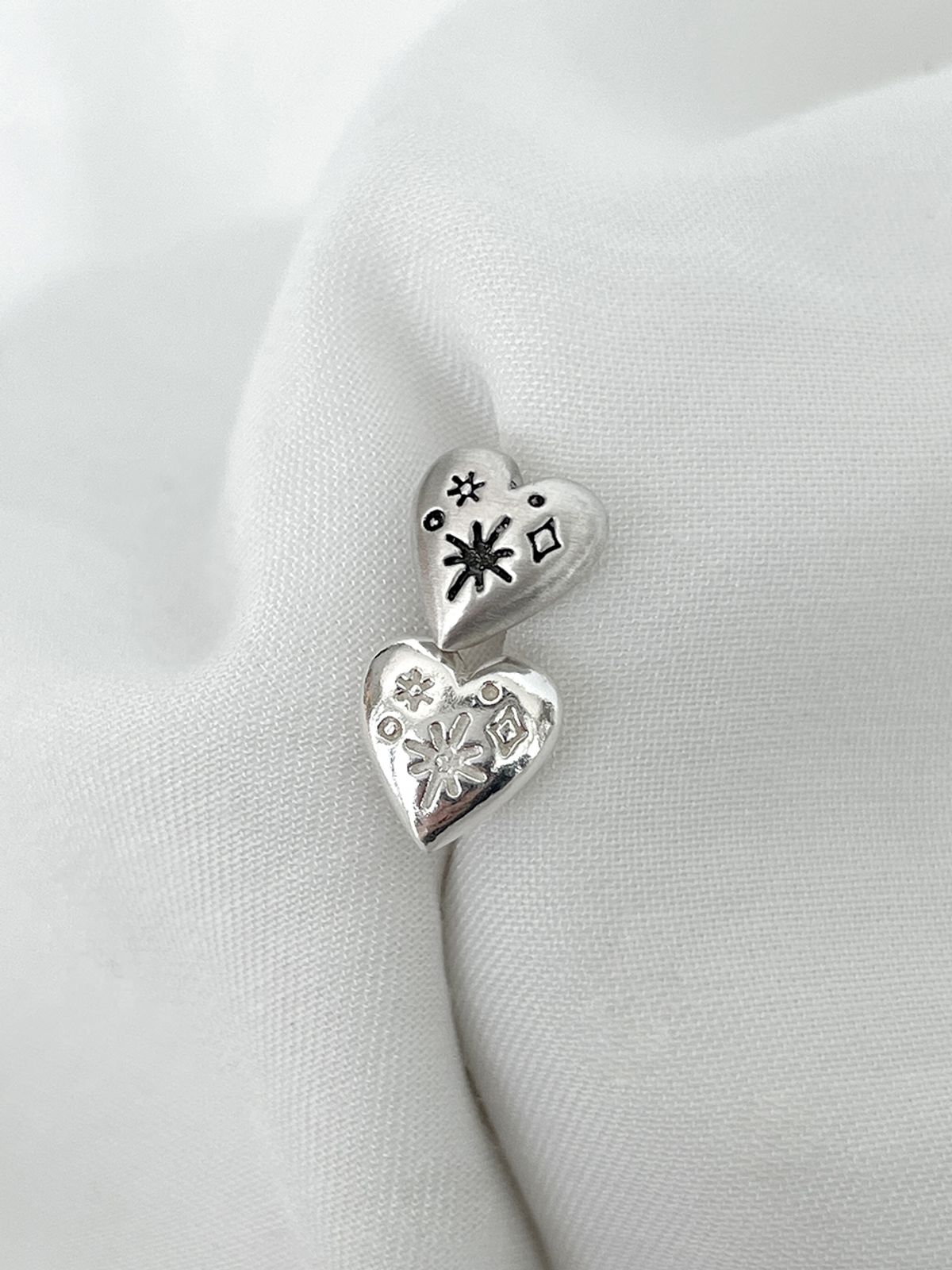 멜리브(MELLIV) sparkle heart earring/piercing_mve35