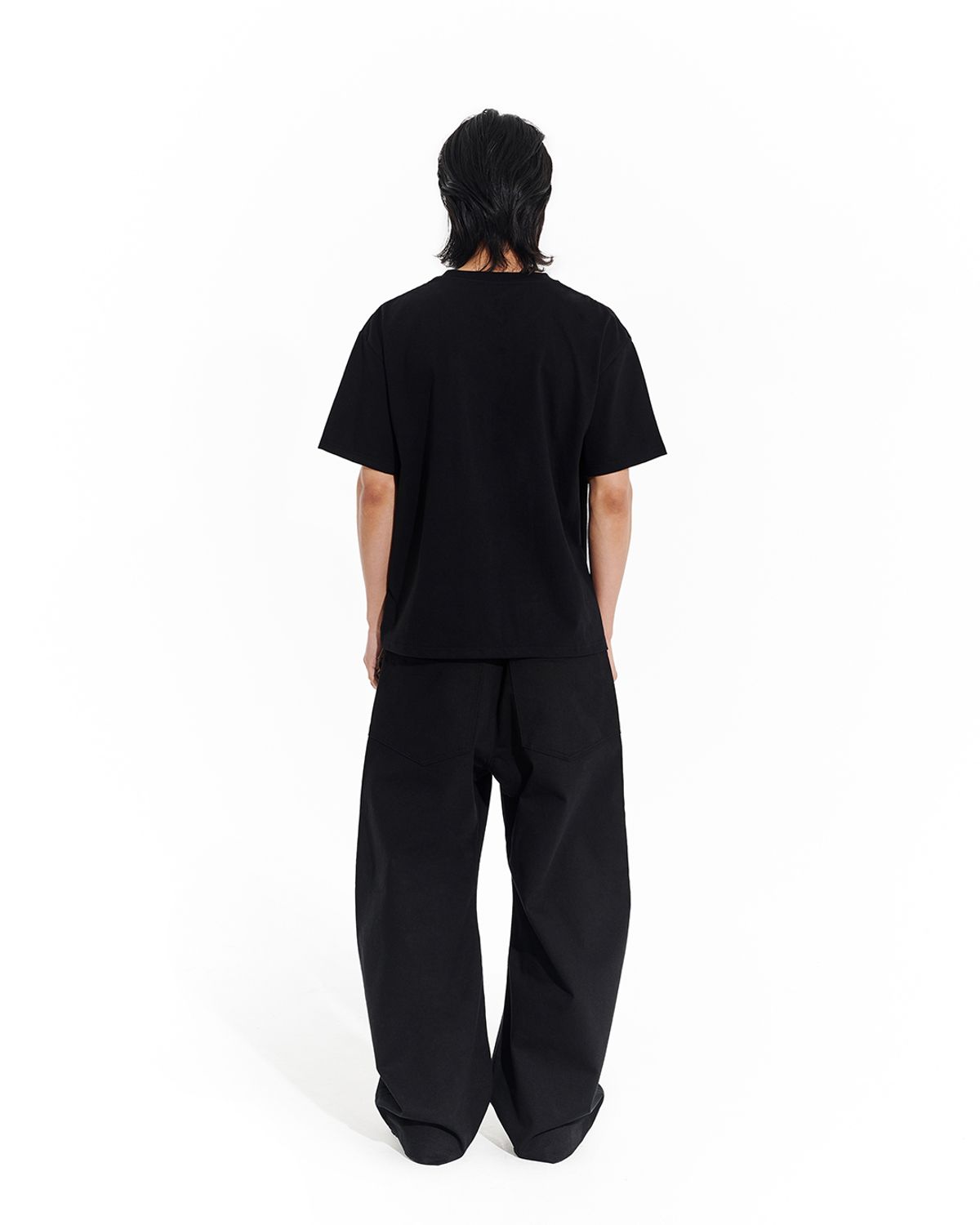 헤오진(HEOJIN) THE SERRATED CURVED PANTS