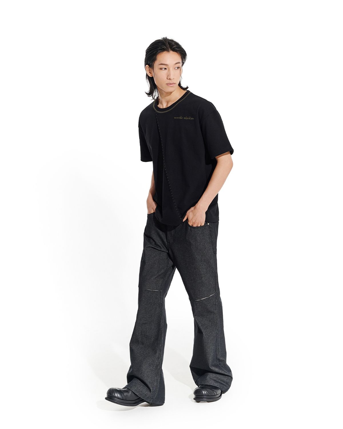헤오진(HEOJIN) THE INVERSION FLARE PANTS
