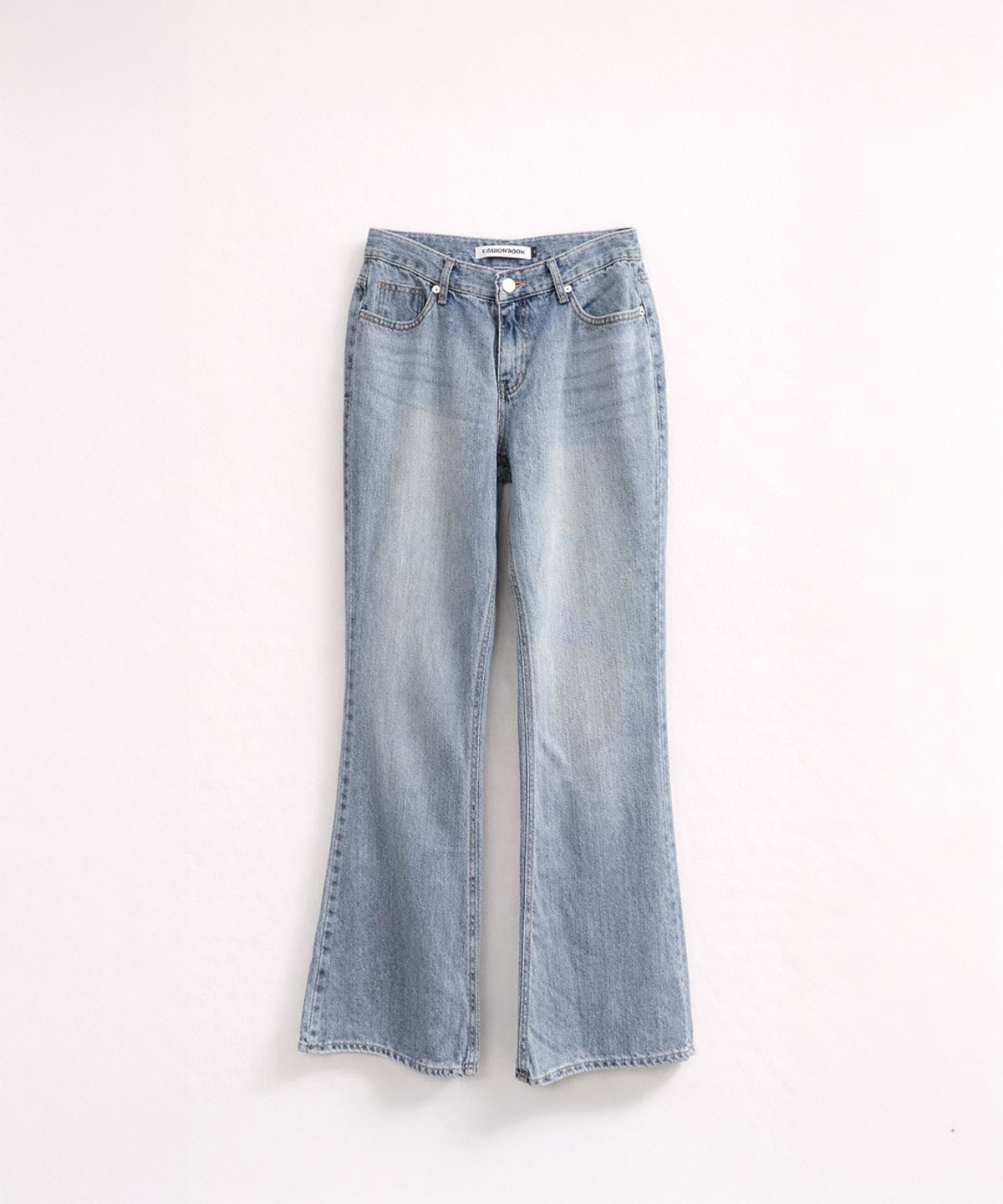 320쇼룸(320SHOWROOM) Light Wash Bootcut Denim Jeans