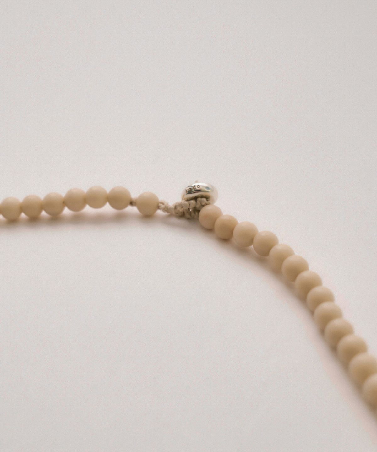 코도(KODO) Bead Collar Necklace(Sand)