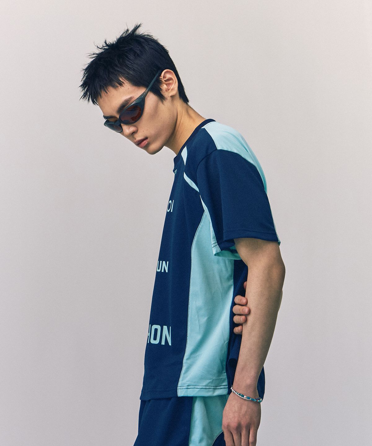 홍우성(HONGWOOSUNG) Origin 1896 Run Tee_Navy