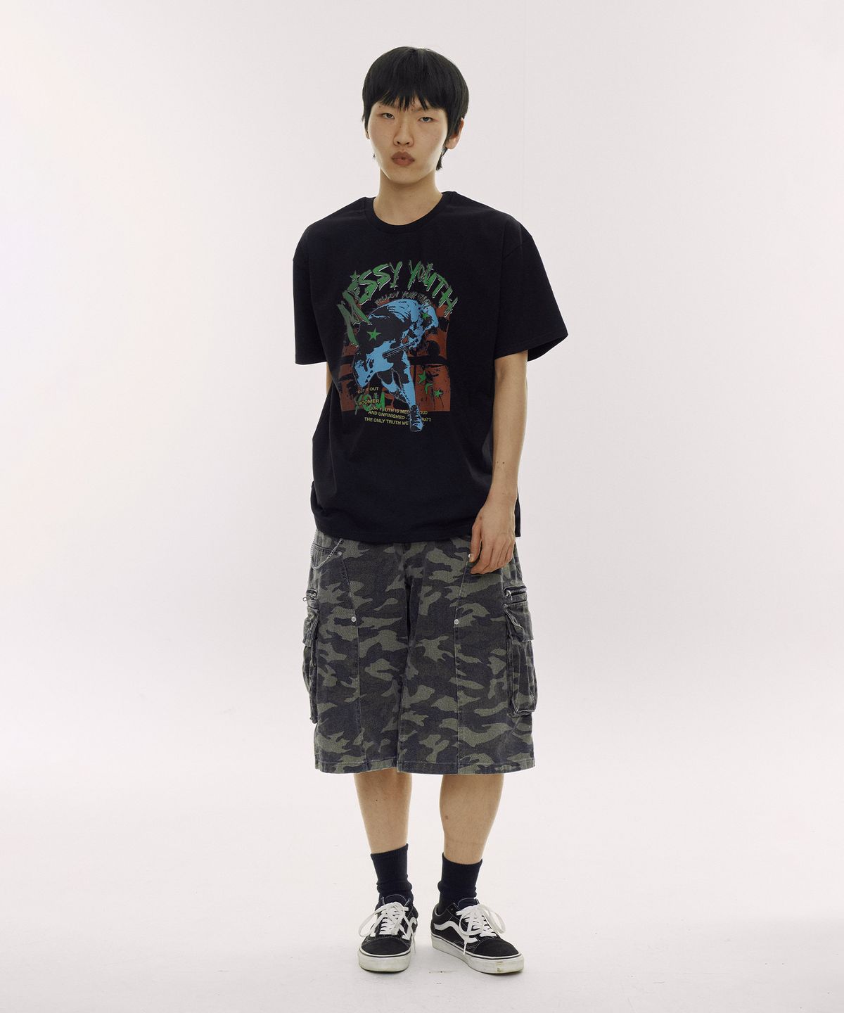 디파이클럽로버스(DEFYCLUBROBBERS) Messy Youth 반팔 티셔츠 (블랙)