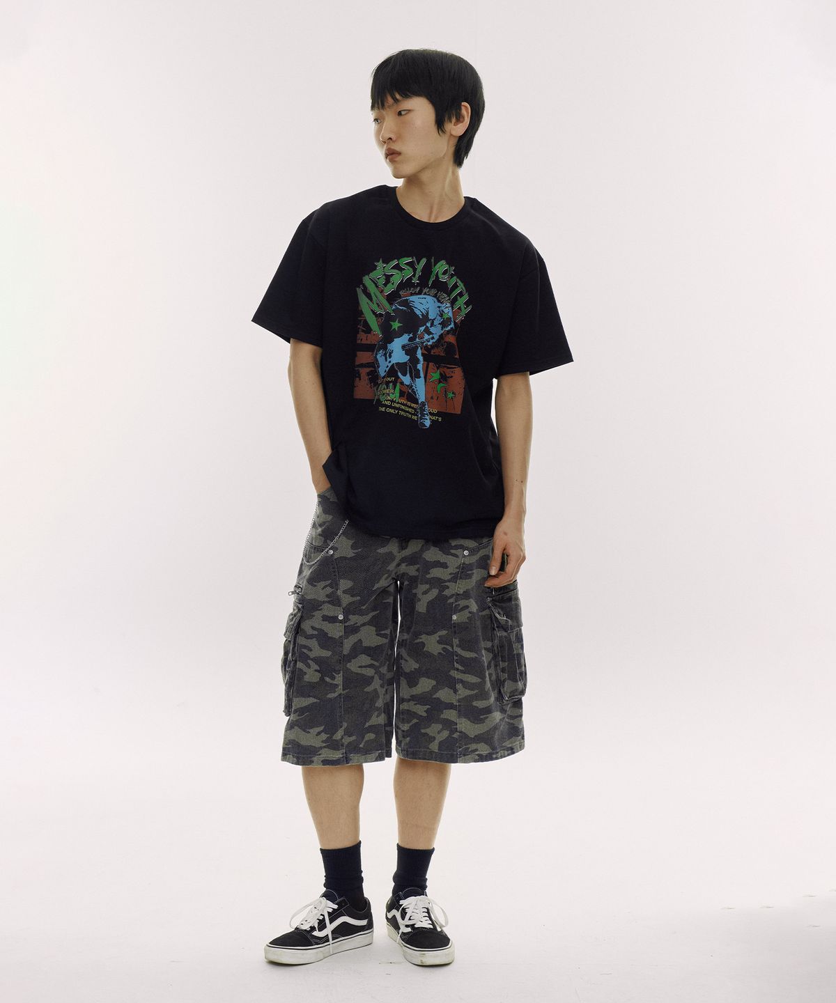 디파이클럽로버스(DEFYCLUBROBBERS) Messy Youth 반팔 티셔츠 (블랙)