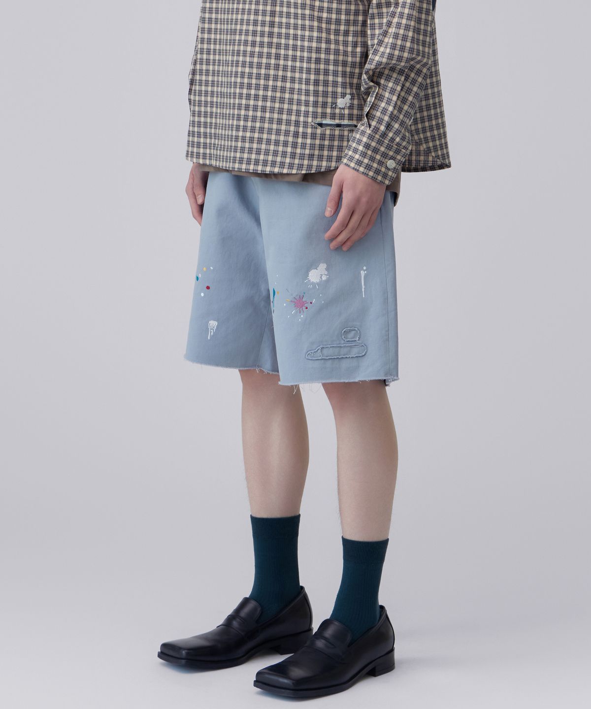 홍우성(HONGWOOSUNG) Worked Paint Repair Shorts_Sky Blue
