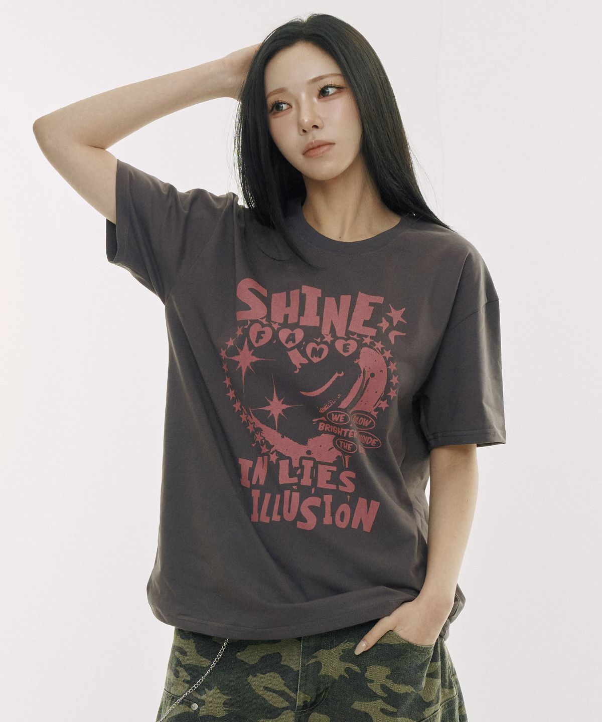 디파이클럽로버스(DEFYCLUBROBBERS) Shine In Lies Illusion 반팔 티셔츠 (3color)