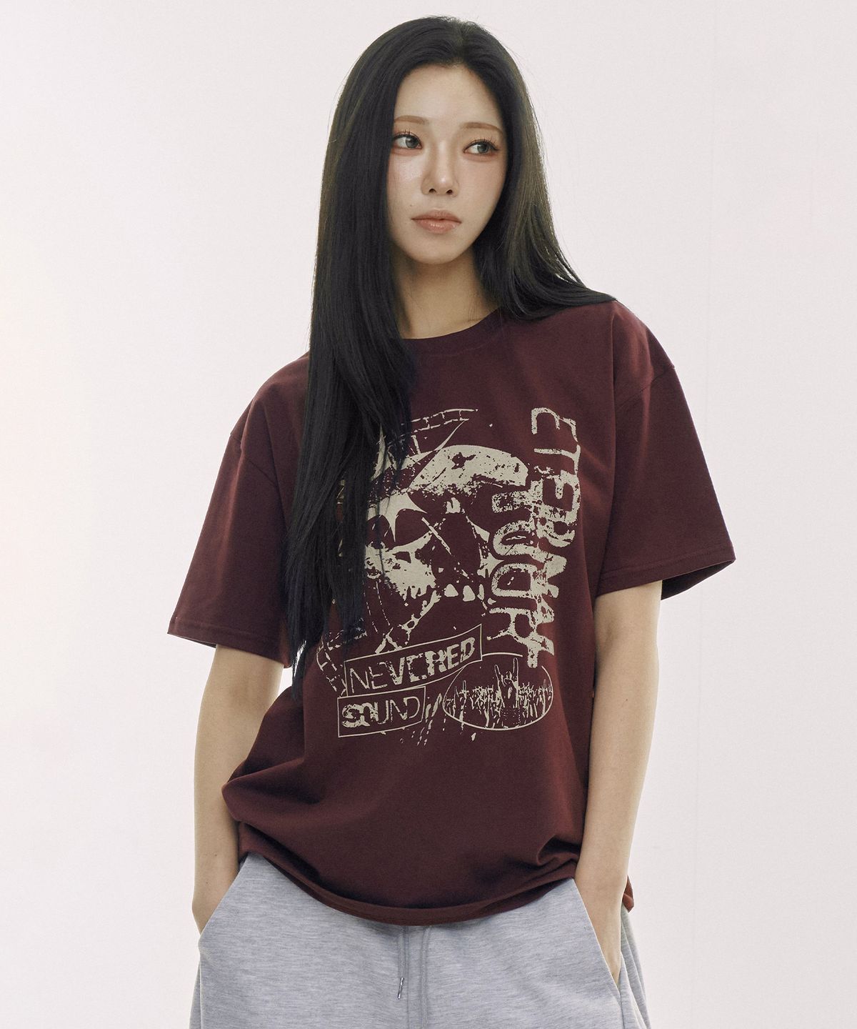 디파이클럽로버스(DEFYCLUBROBBERS) Eternal Tour 반팔 티셔츠 (2color)