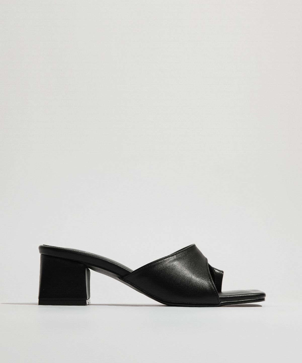 로제니크(ROSENICK) 그라스 엄지 쪼리 슬리퍼 (3cm,5cm/4colors)