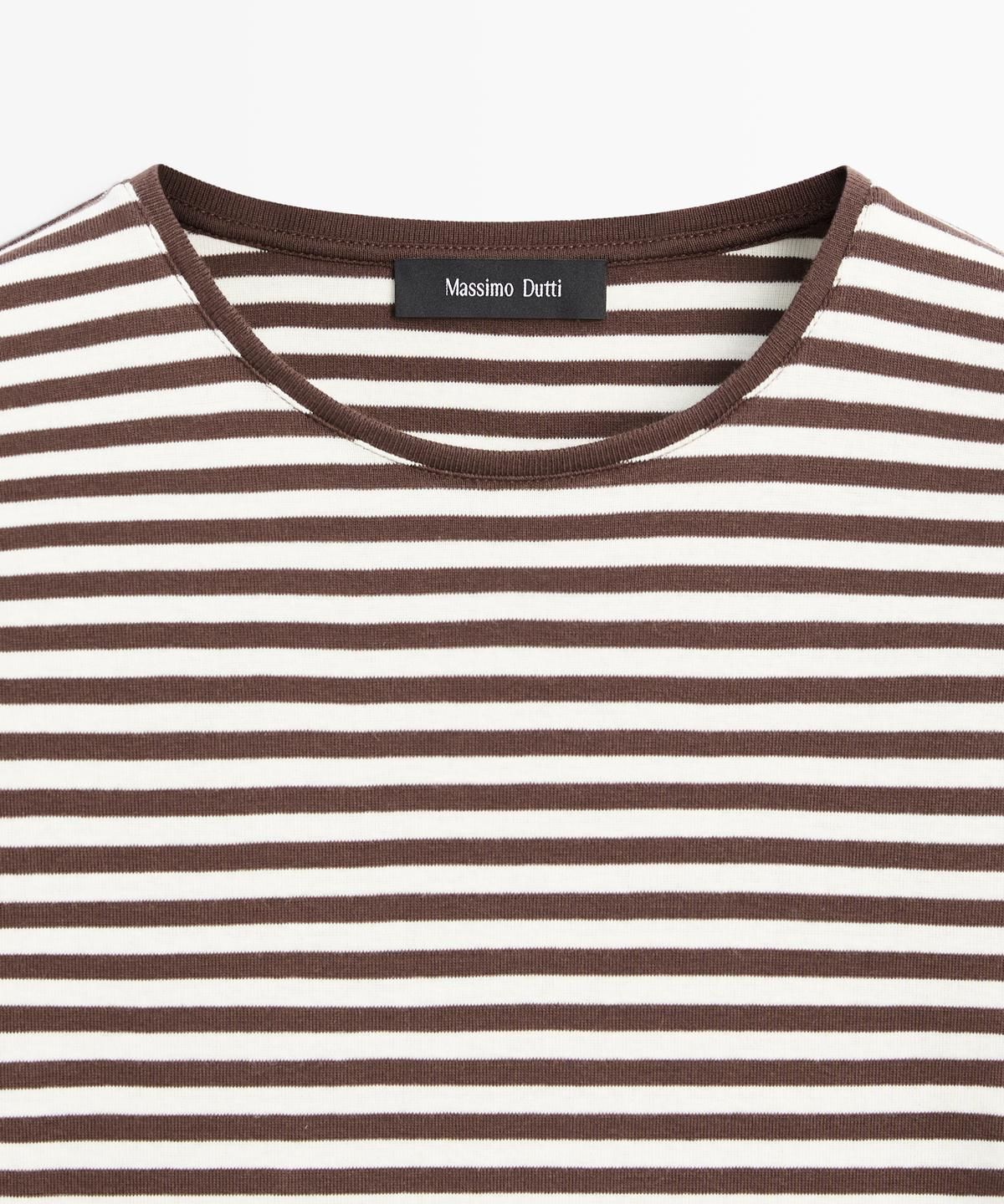 마시모두띠(MASSIMO DUTTI) 콘트라스트 디테일 스트라이프 긴팔 티셔츠