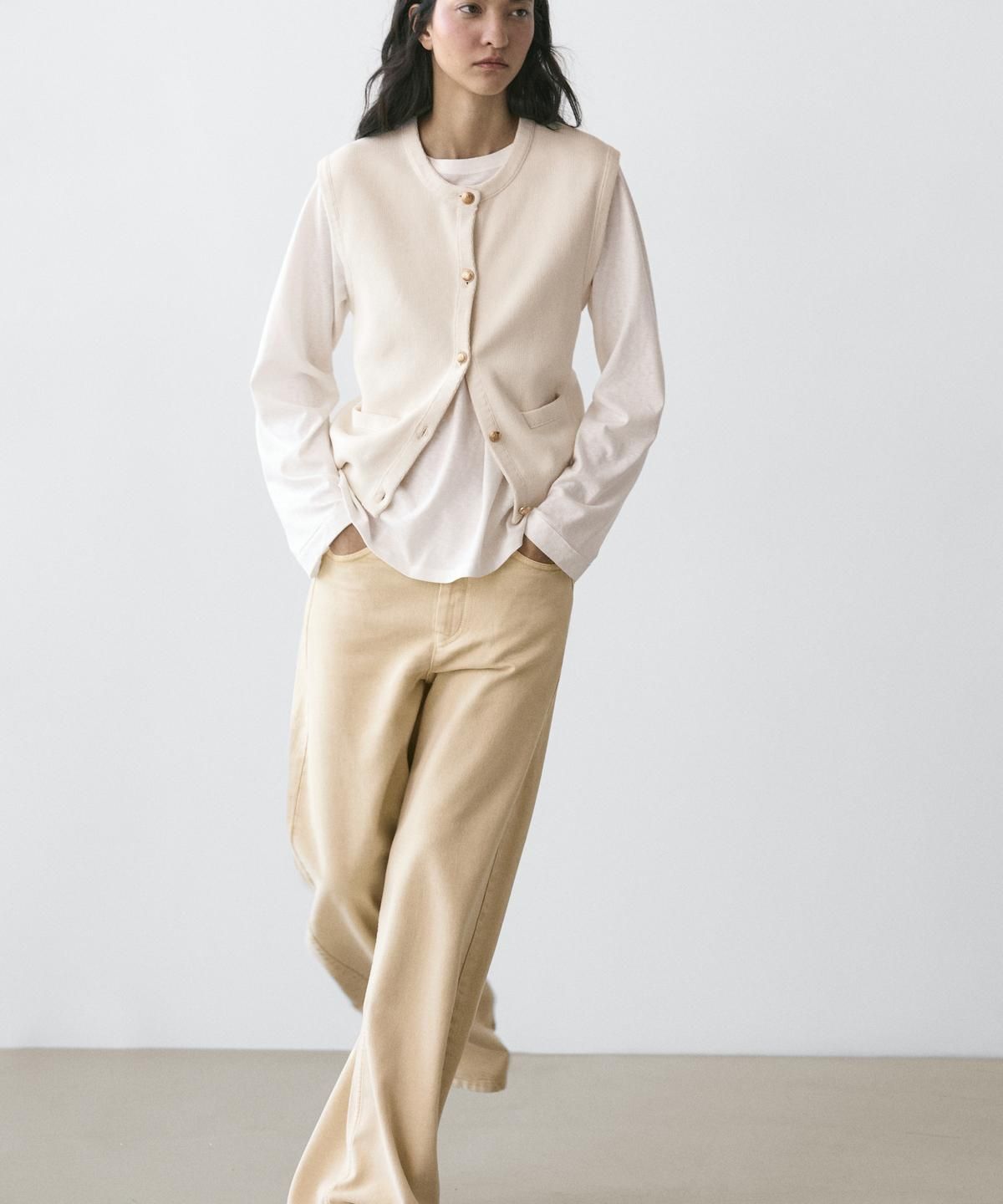 마시모두띠(MASSIMO DUTTI) 포켓 디테일 코튼 니트 베스트