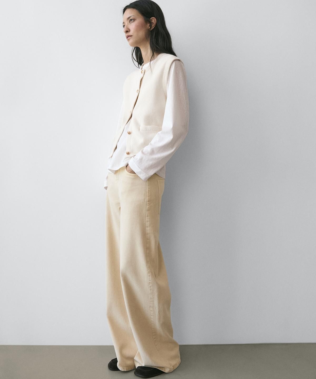 마시모두띠(MASSIMO DUTTI) 포켓 디테일 코튼 니트 베스트